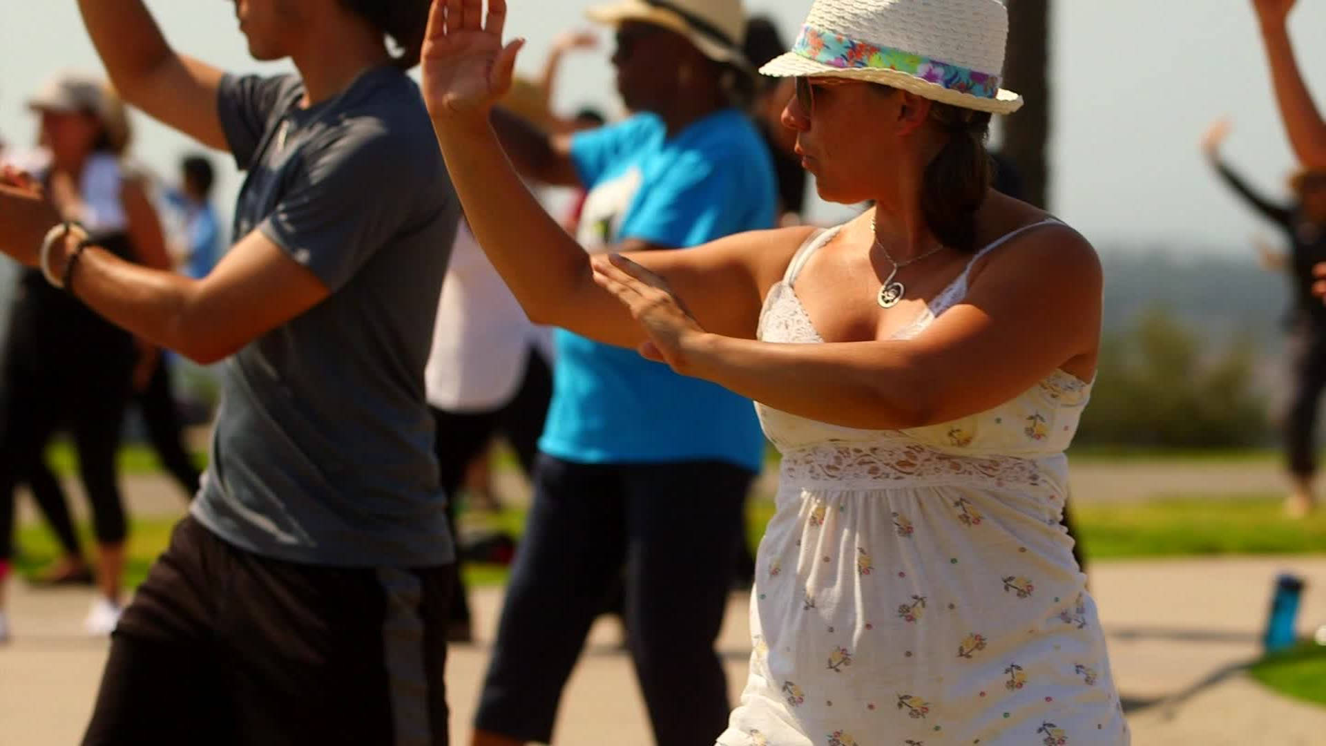 Tai Chi, outdoors, bright sunlight, Full HD Desktop Wallpaper