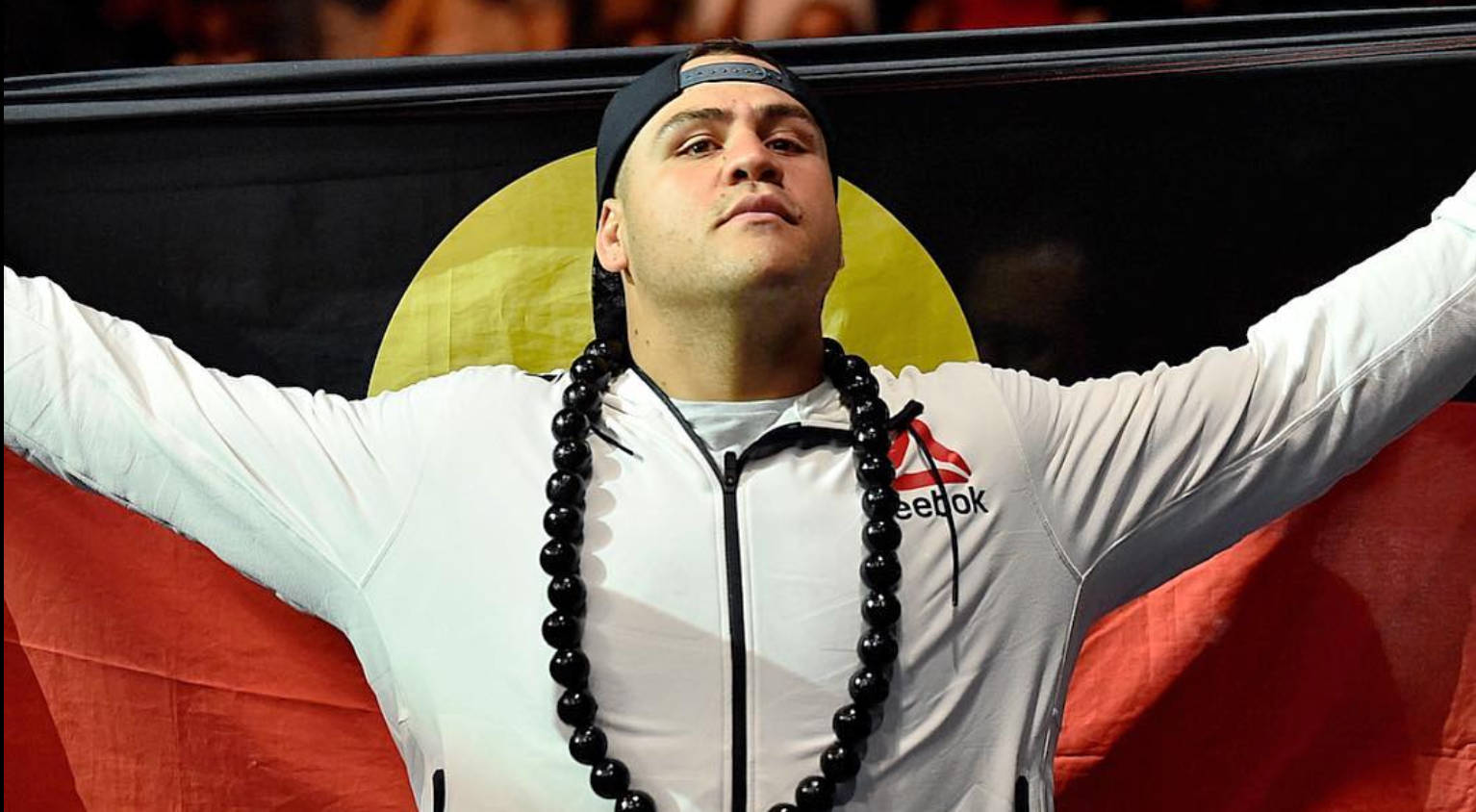 Tai Tuivasa, white Reebok jacket, black beads, HD Desktop Wallpaper