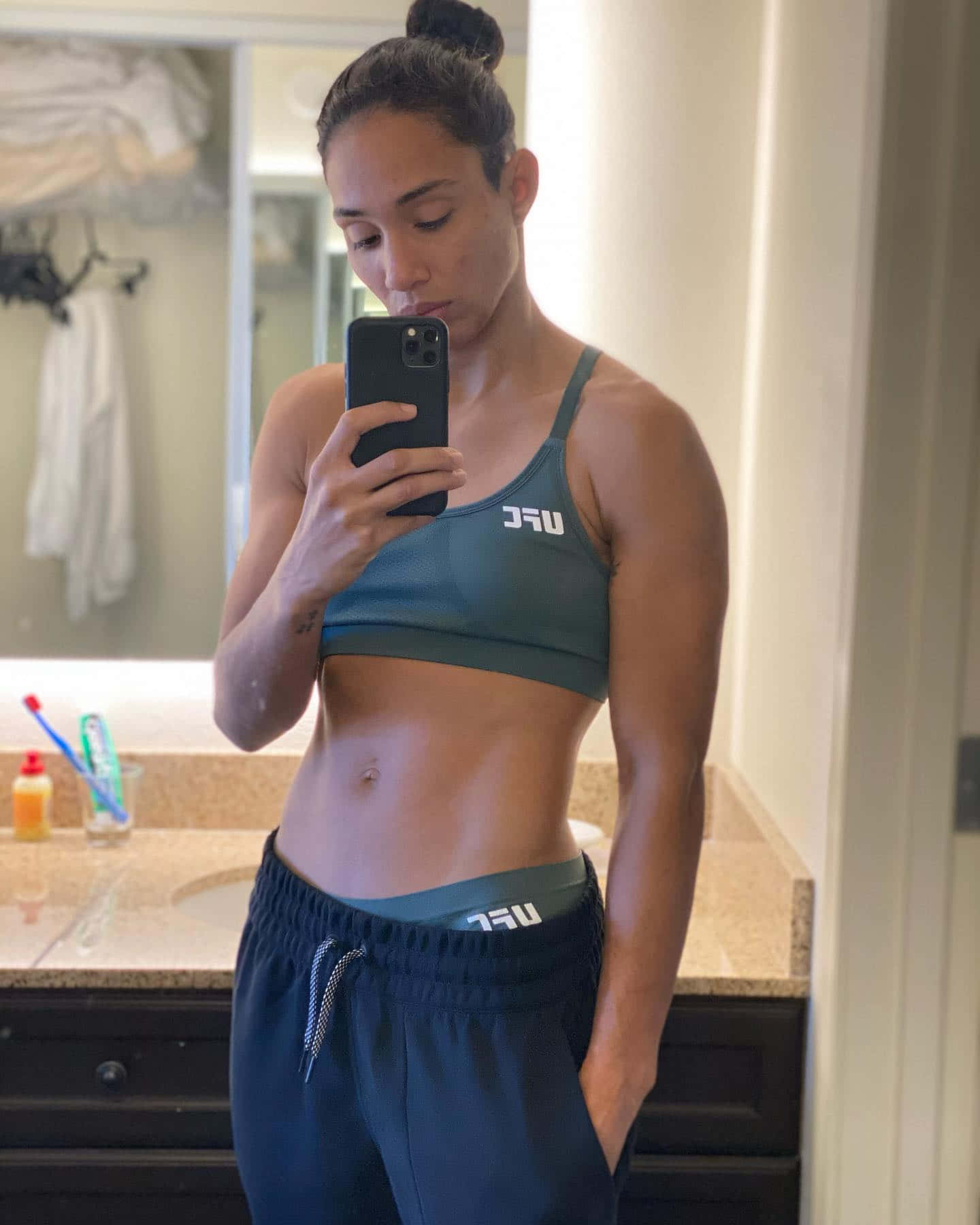Taila Santos, mirror selfie, bathroom, HD Phone Wallpaper