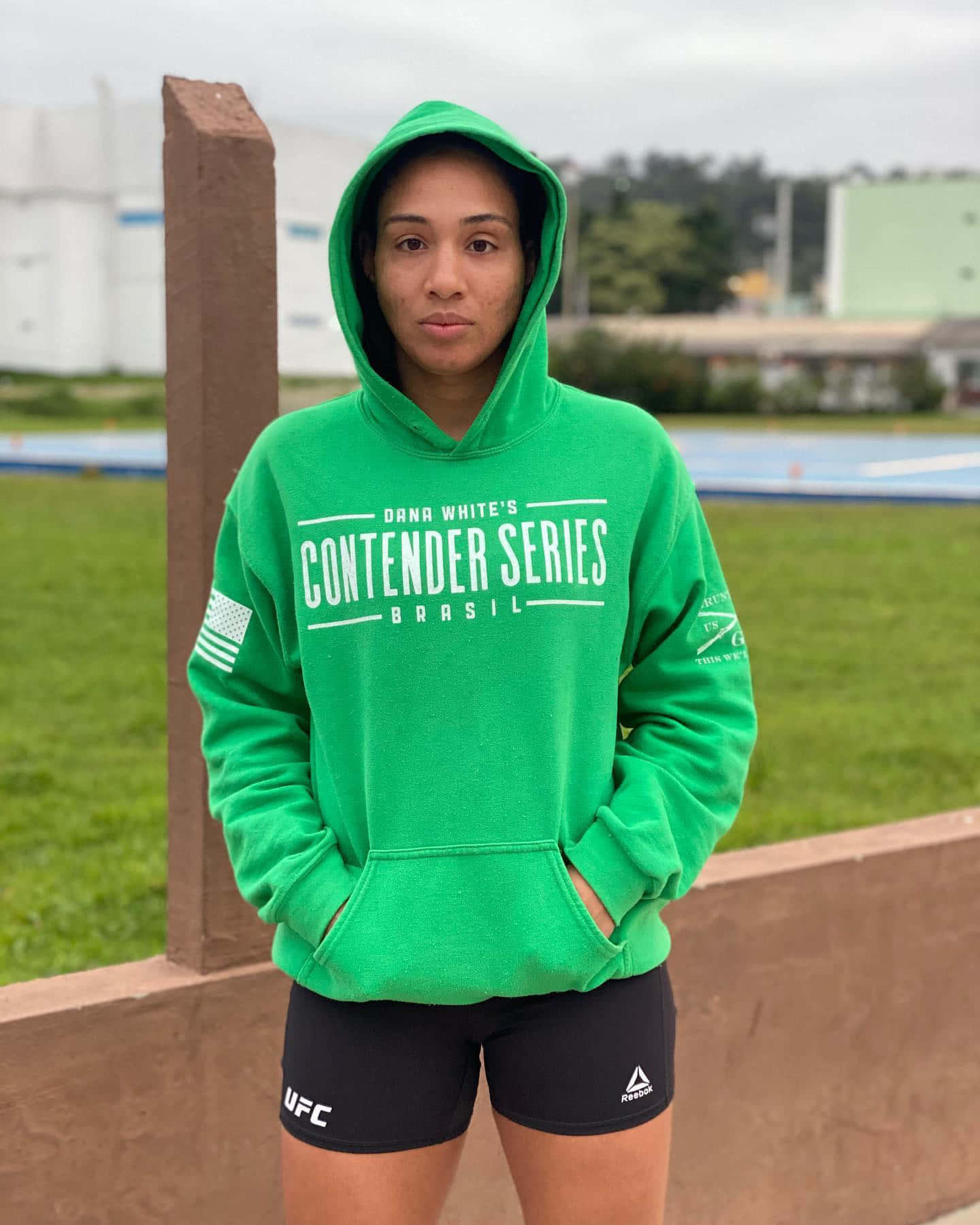 Taila Santos, green hoodie, black UFC shorts, HD Phone Wallpaper