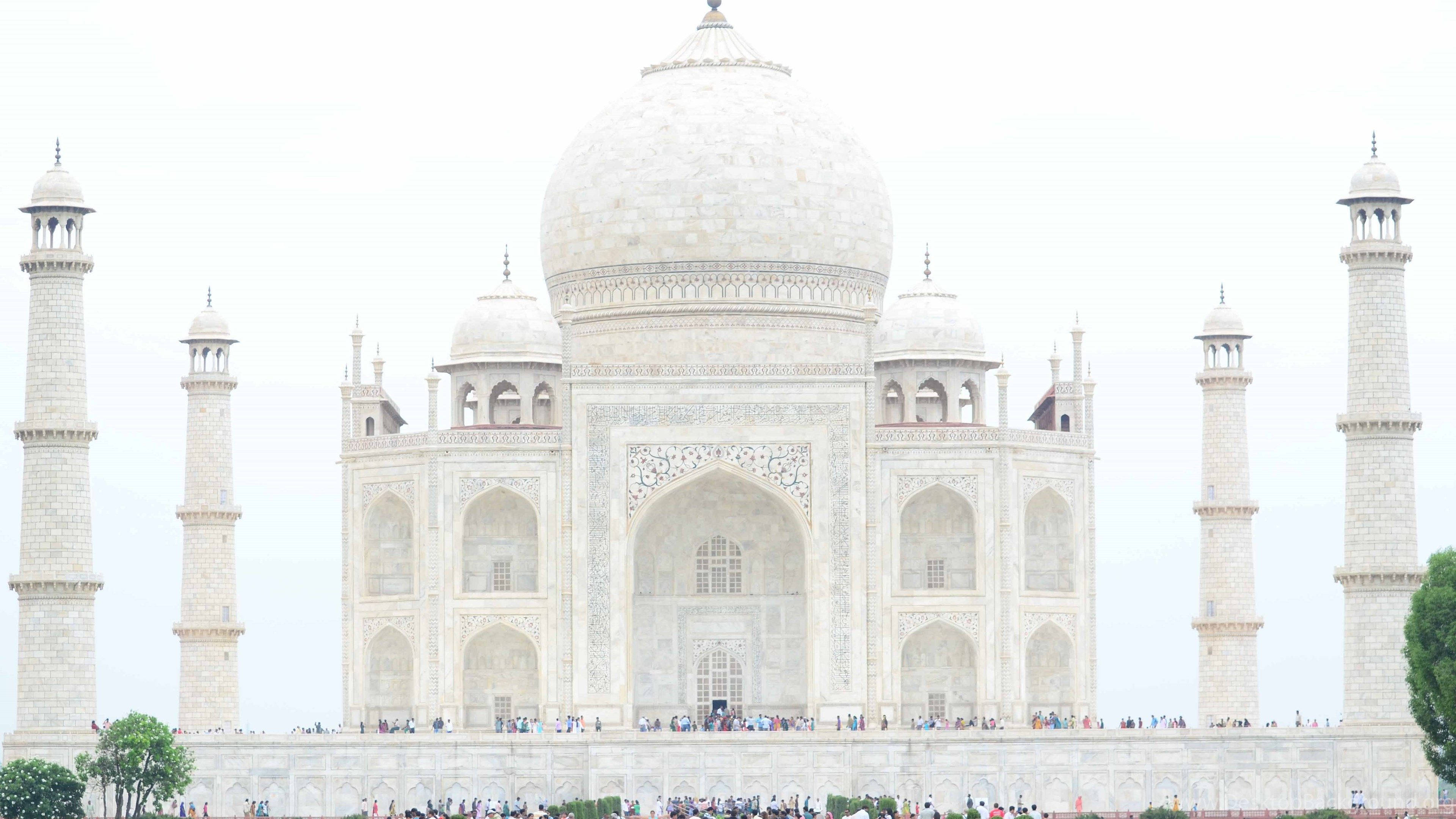 Taj Mahal, white marble, hazy sky, 4K Desktop Wallpaper