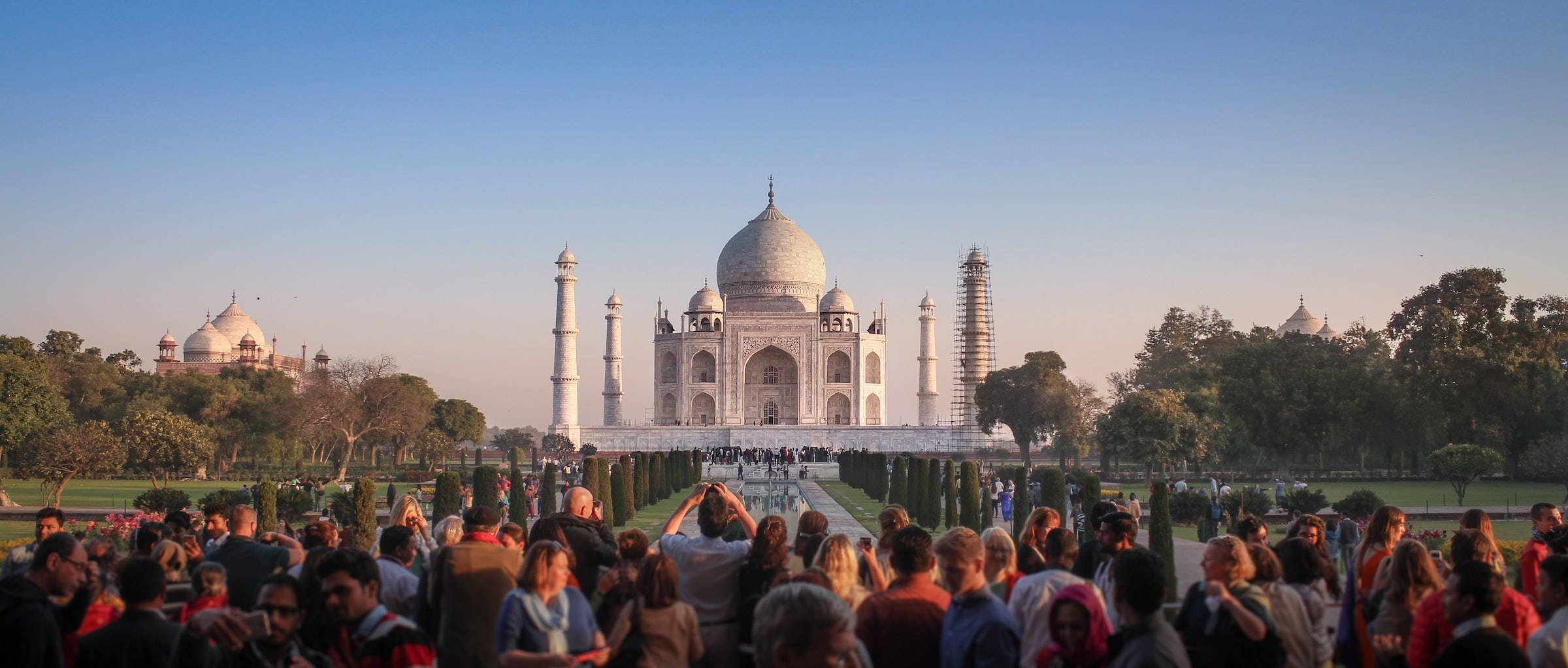 Taj Mahal, golden sunset light, tourists, Full HD Desktop Wallpaper