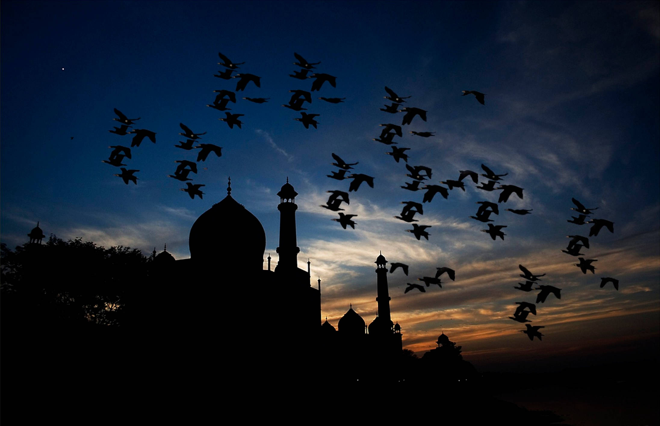 Taj Mahal, silhouetted mosque, domes, Full HD Desktop Wallpaper