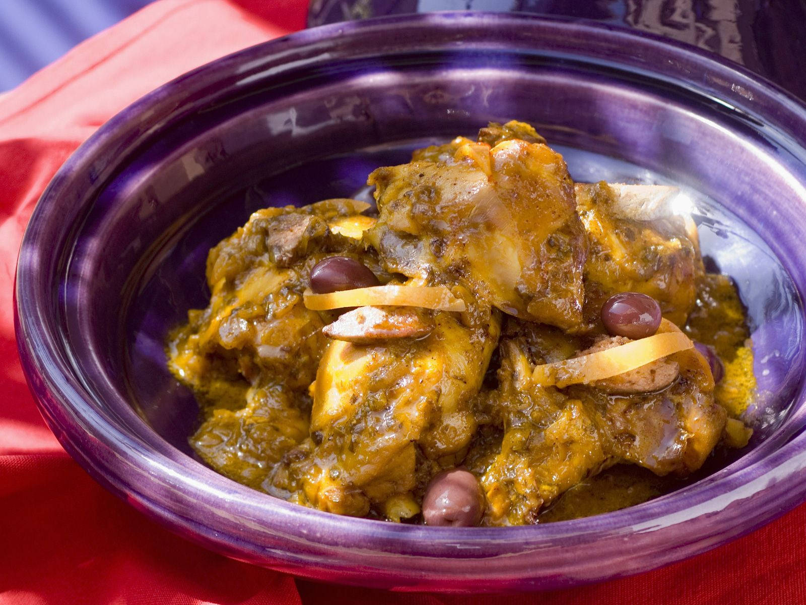 chicken tajine, North African dish, glossy purple ceramic bowl, HD Desktop Wallpaper