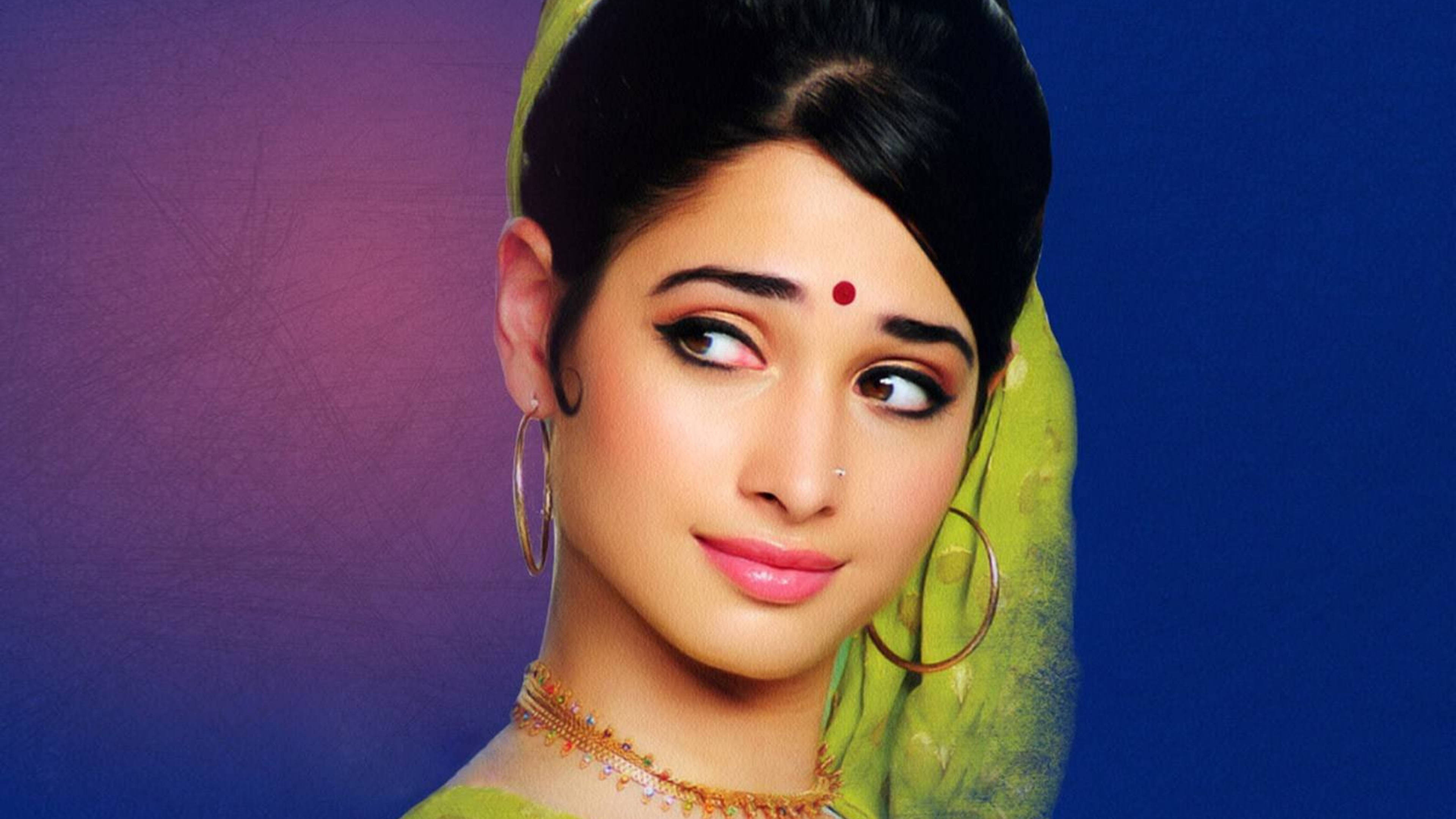 Tamannaah Bhatia, traditional Indian attire, green dupatta, 4K Desktop Wallpaper