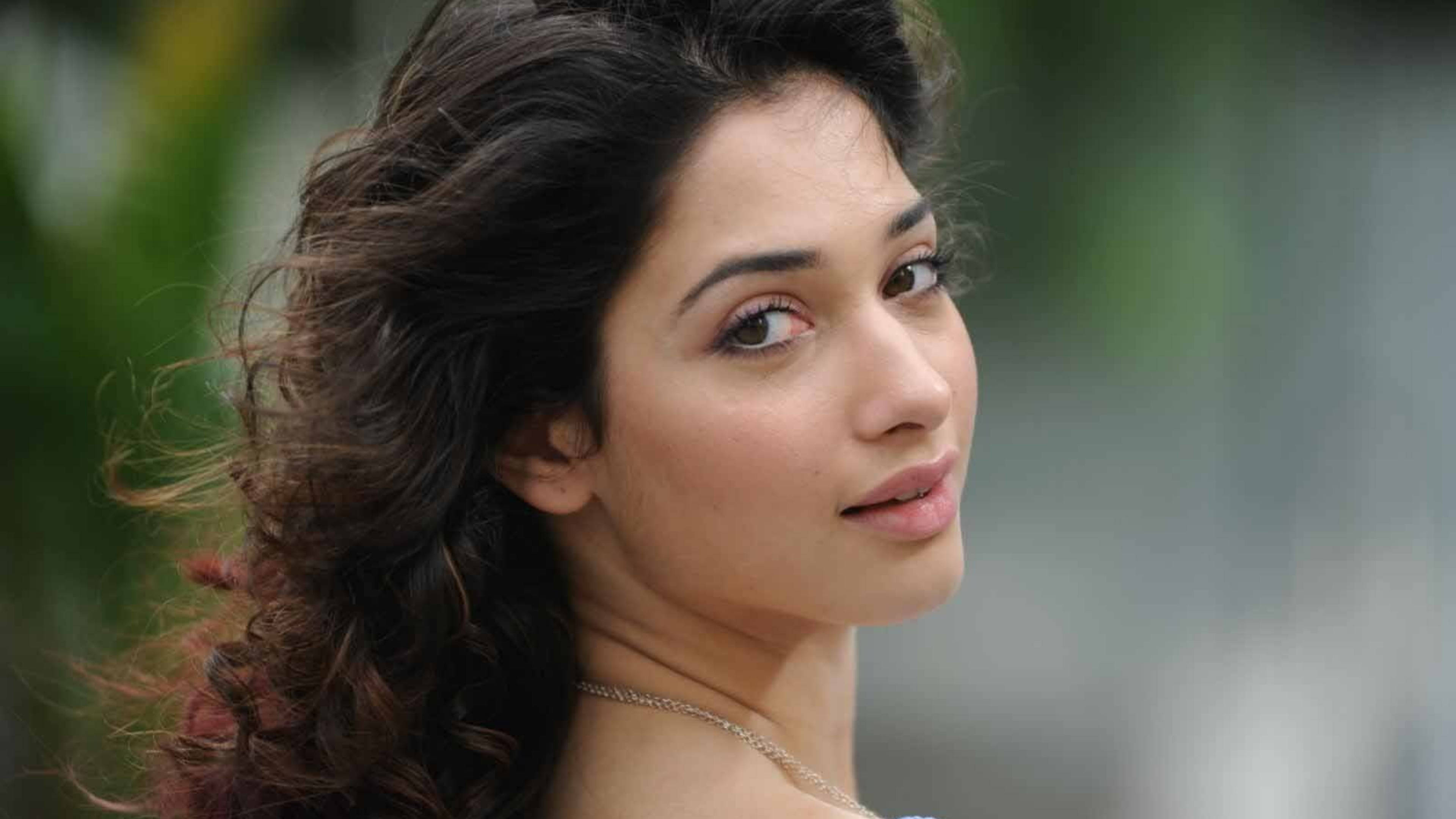Tamannaah Bhatia, dark wavy hair, gentle gaze, 4K Desktop Wallpaper