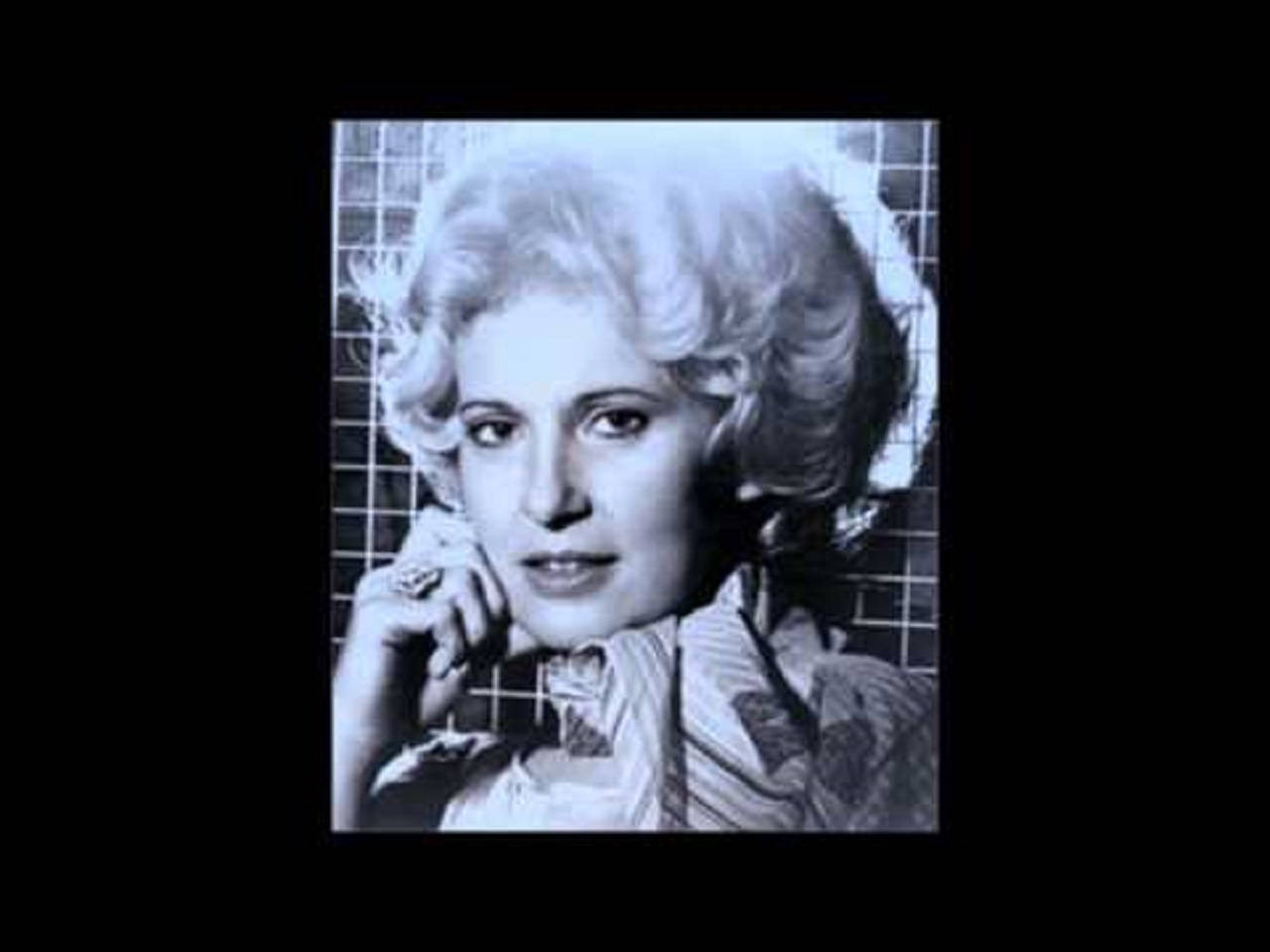 Tammy Wynette, Even The Strong Get Lonely, album cover, HD Desktop Wallpaper