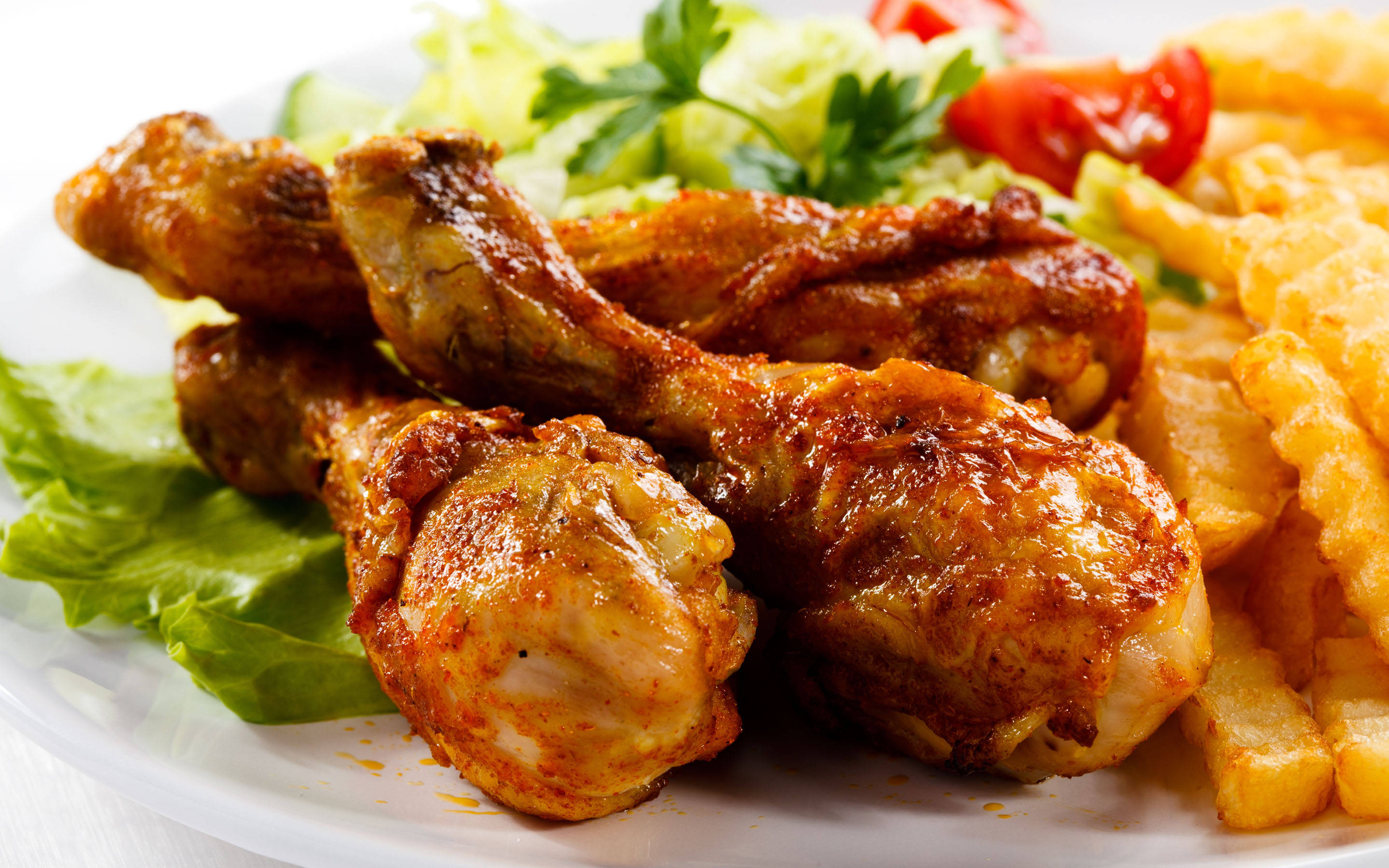 Fried Tandoori Chicken, chicken drumsticks, waffle fries, 2K Desktop Wallpaper