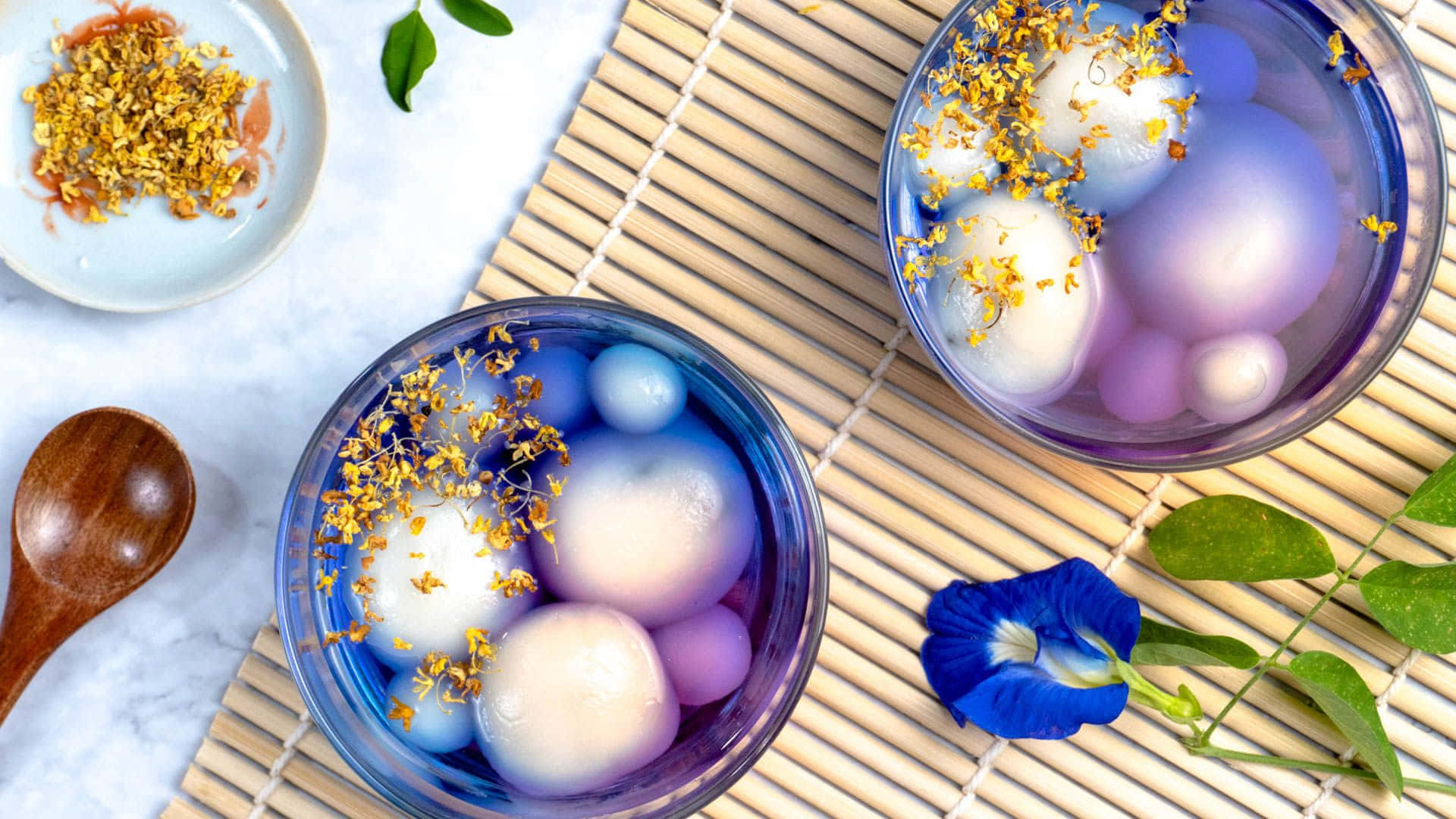 colorful tangyuan dessert, glass bowls, translucent mochi balls, Full HD Desktop Wallpaper