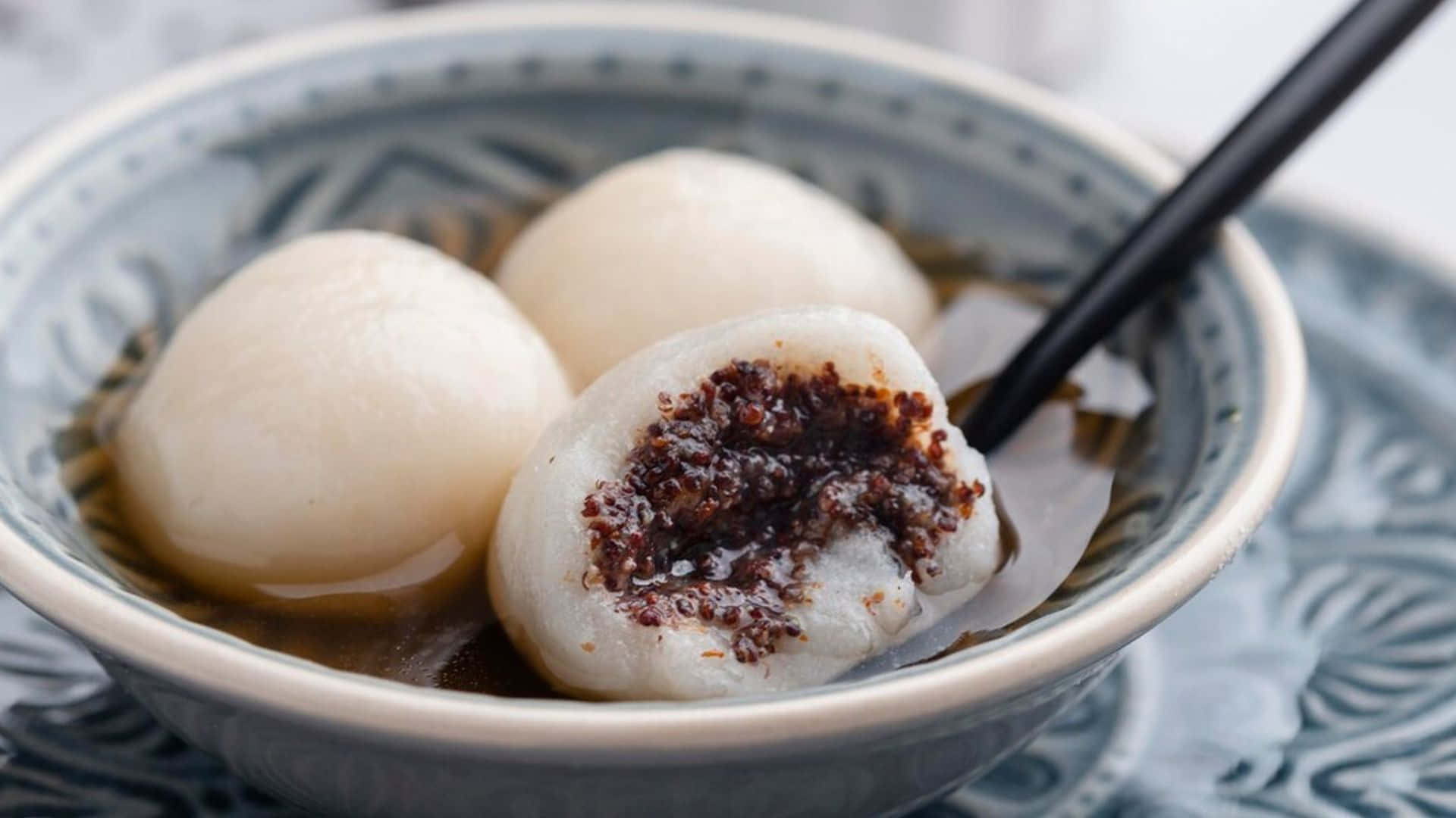 black sesame tangyuan, glutinous rice balls, dark red bean paste filling, Full HD Desktop Wallpaper