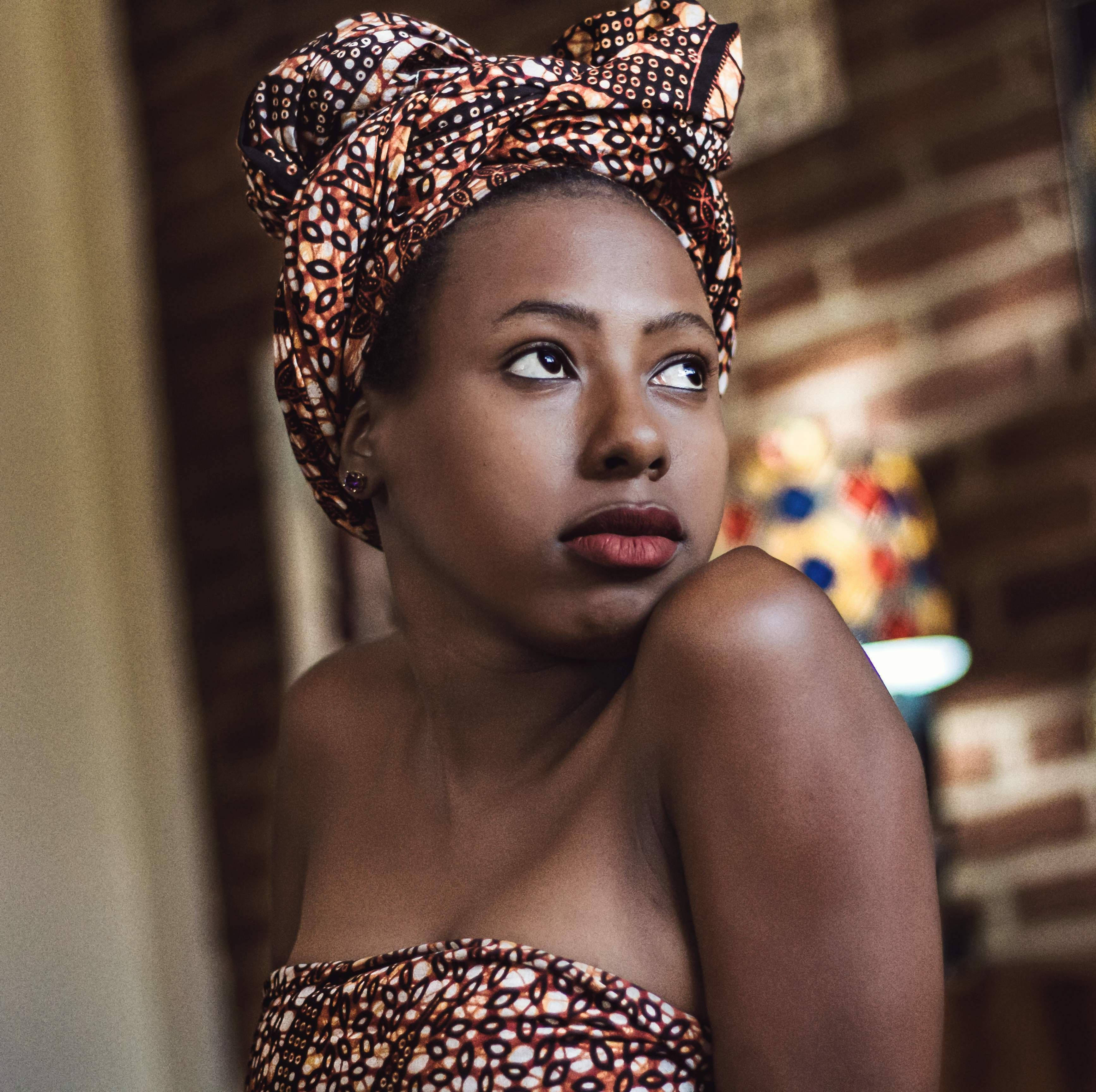 Tanzania, woman, patterned headwrap, 2K Desktop Wallpaper