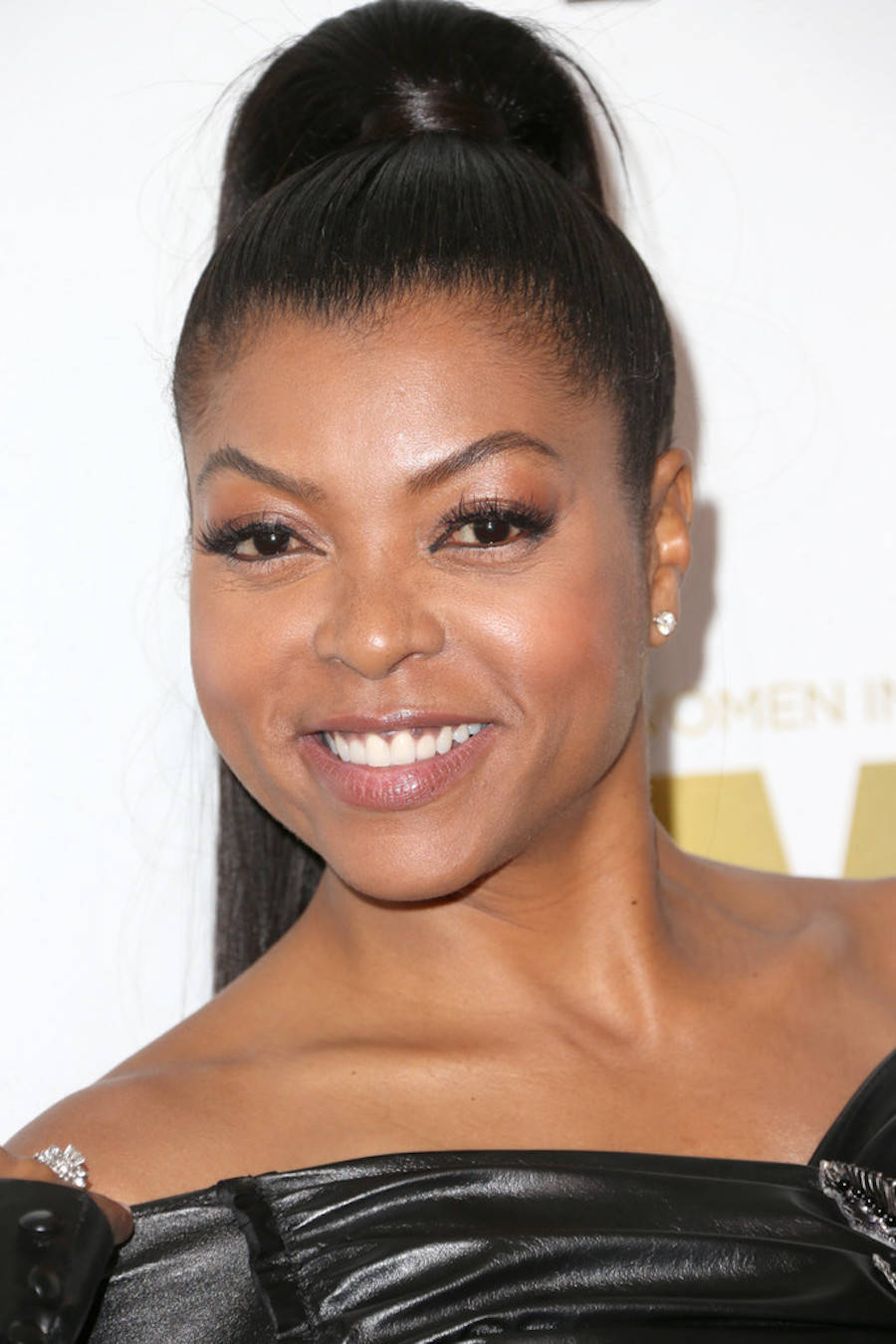Taraji P Henson, high ponytail, black off-shoulder dress, HD Phone Wallpaper