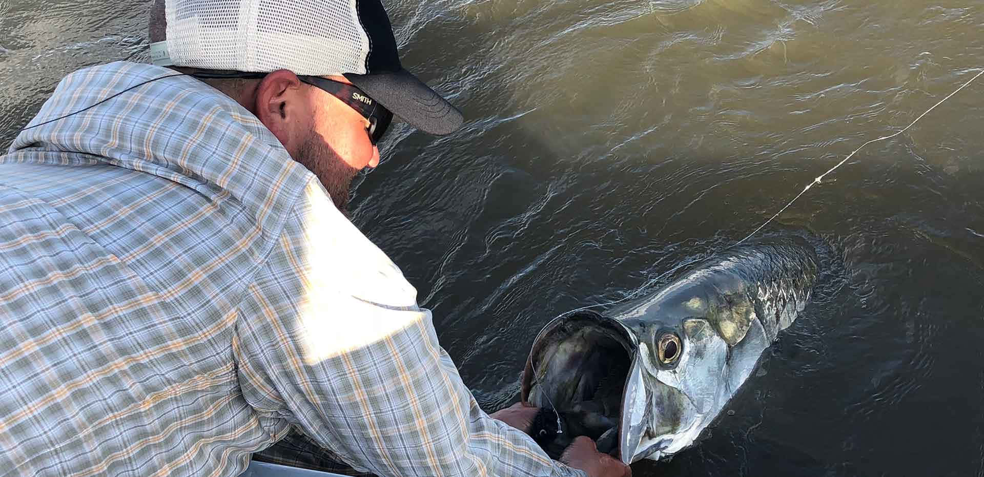 Tarpon, plaid shirt, cap, Full HD Desktop Wallpaper