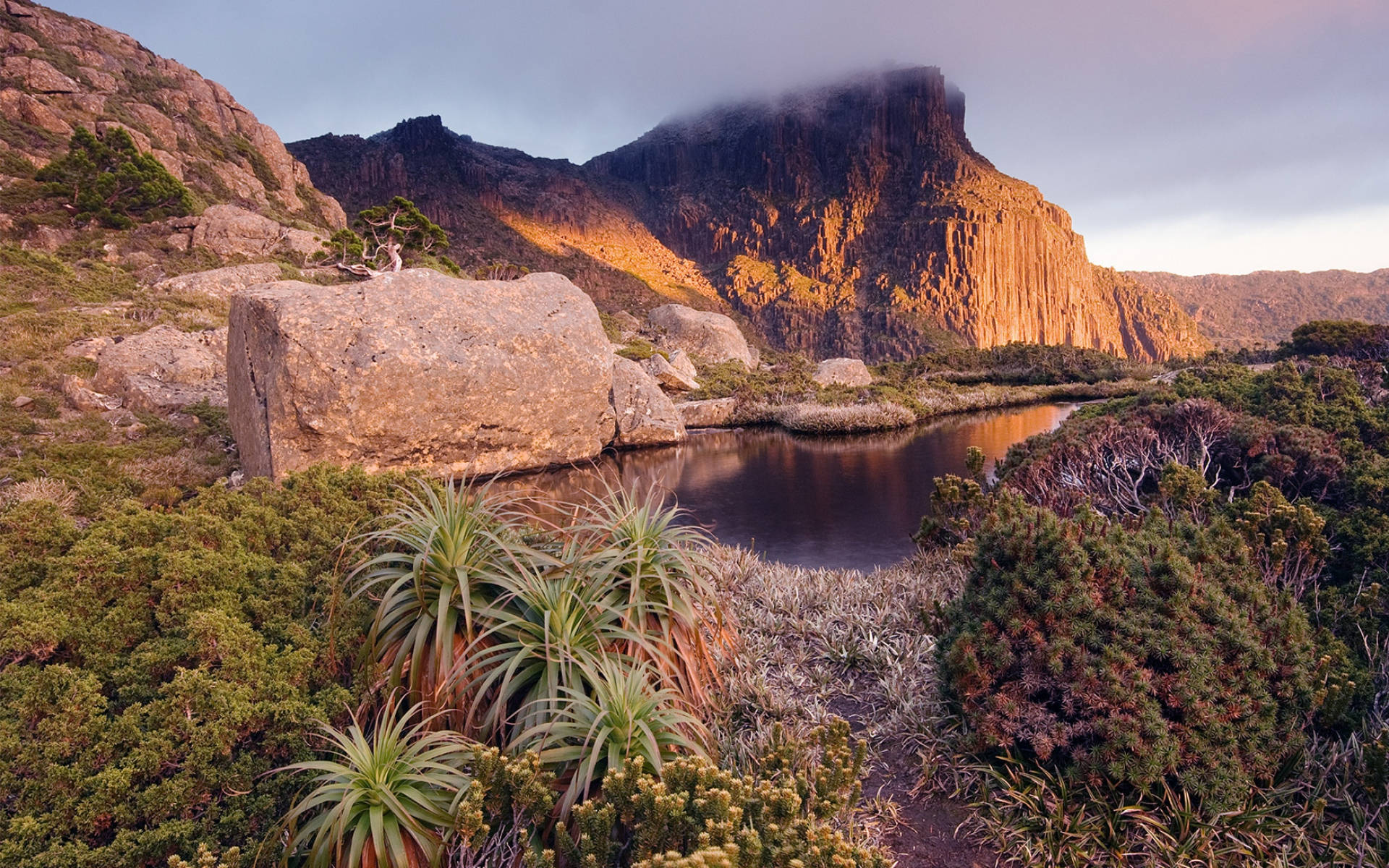 Tasmania, small pond mountains, twilight landscape, Full HD Desktop Wallpaper