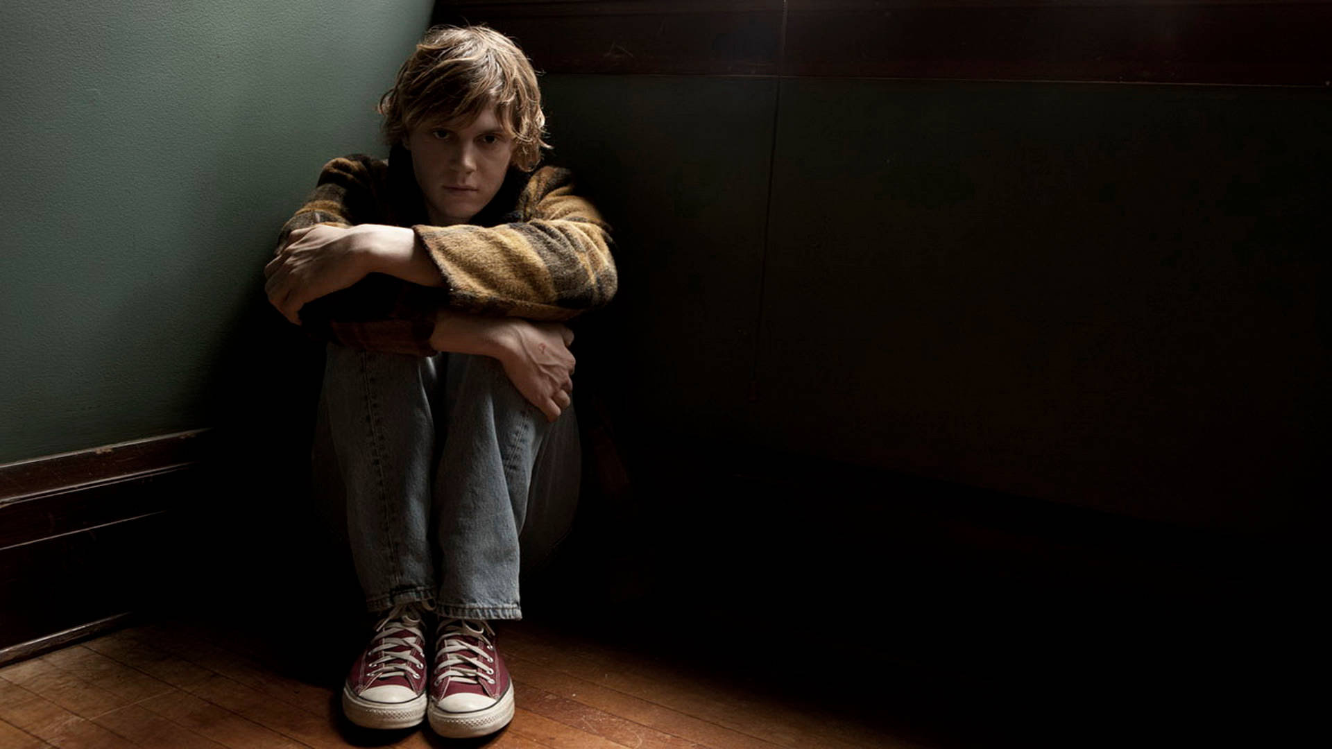 Tate Langdon, striped sweater, red sneakers, Full HD Desktop Wallpaper