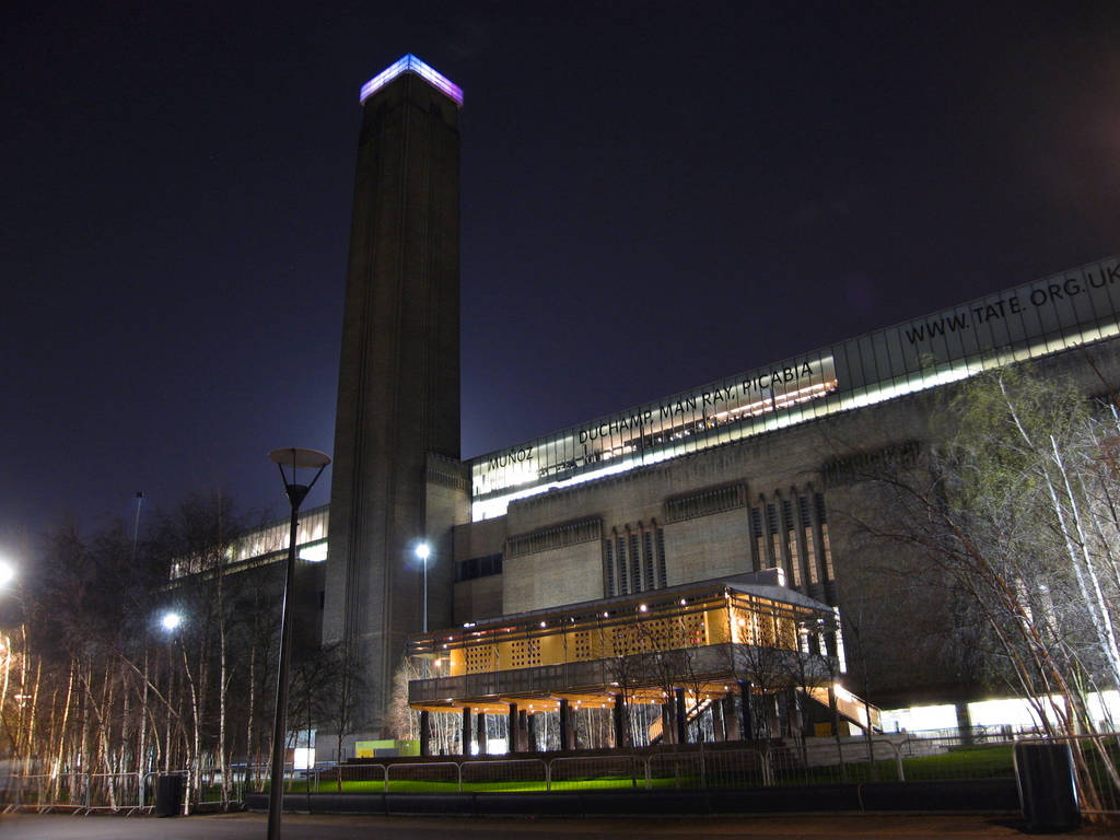 Tate Modern, purple light, dark night sky, SD Desktop Wallpaper
