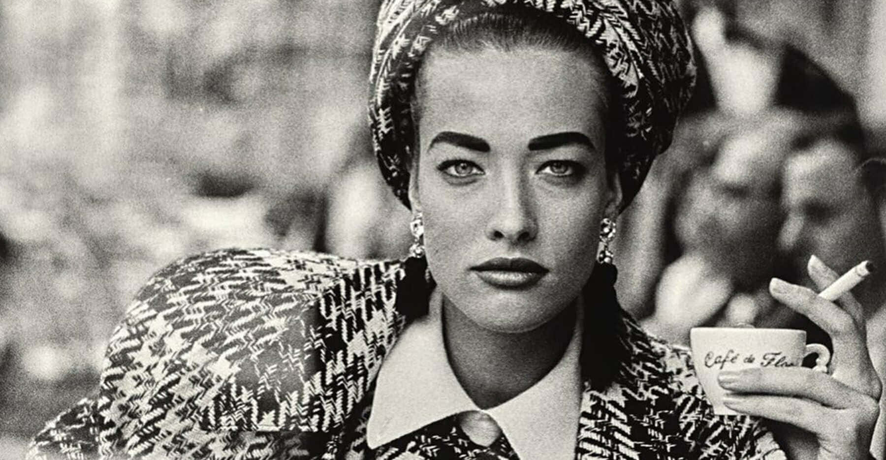 Tatjana Patitz, black and white portrait, patterned headscarf, HD Desktop Wallpaper