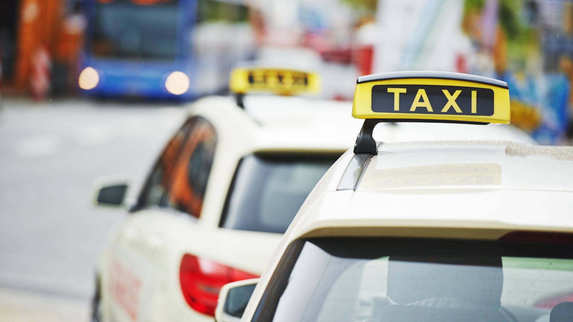 black and yellow taxi, rooftop sign, white taxi, Full HD Desktop Wallpaper