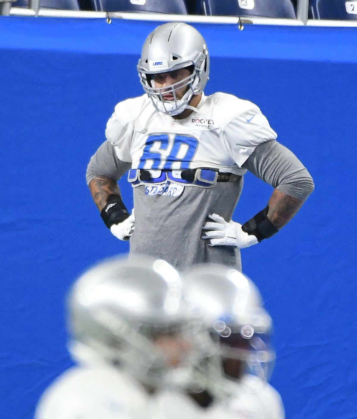 Taylor Decker, white and silver gear, vibrant blue wall, HD Phone Wallpaper