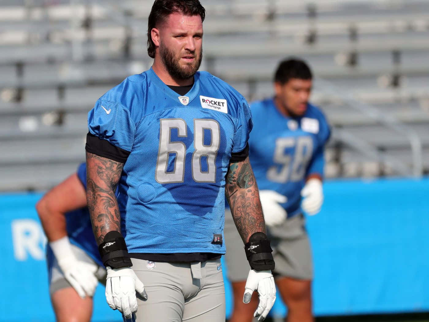 Taylor Decker, number 68, blue jersey, HD Desktop Wallpaper