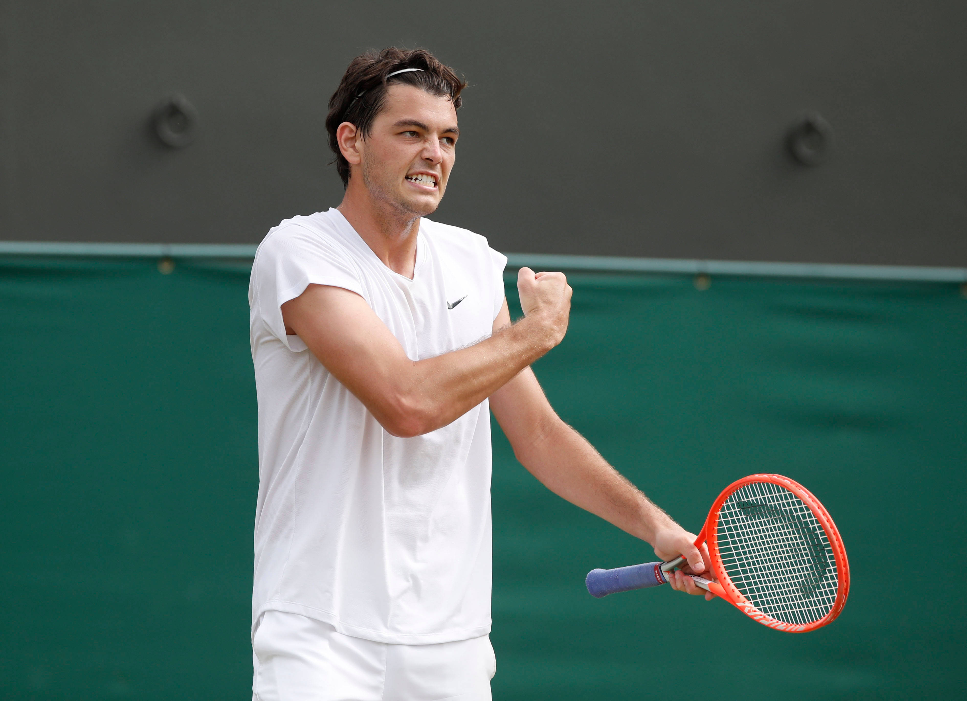 Taylor Fritz, white gear, orange racket, 2K Desktop Wallpaper