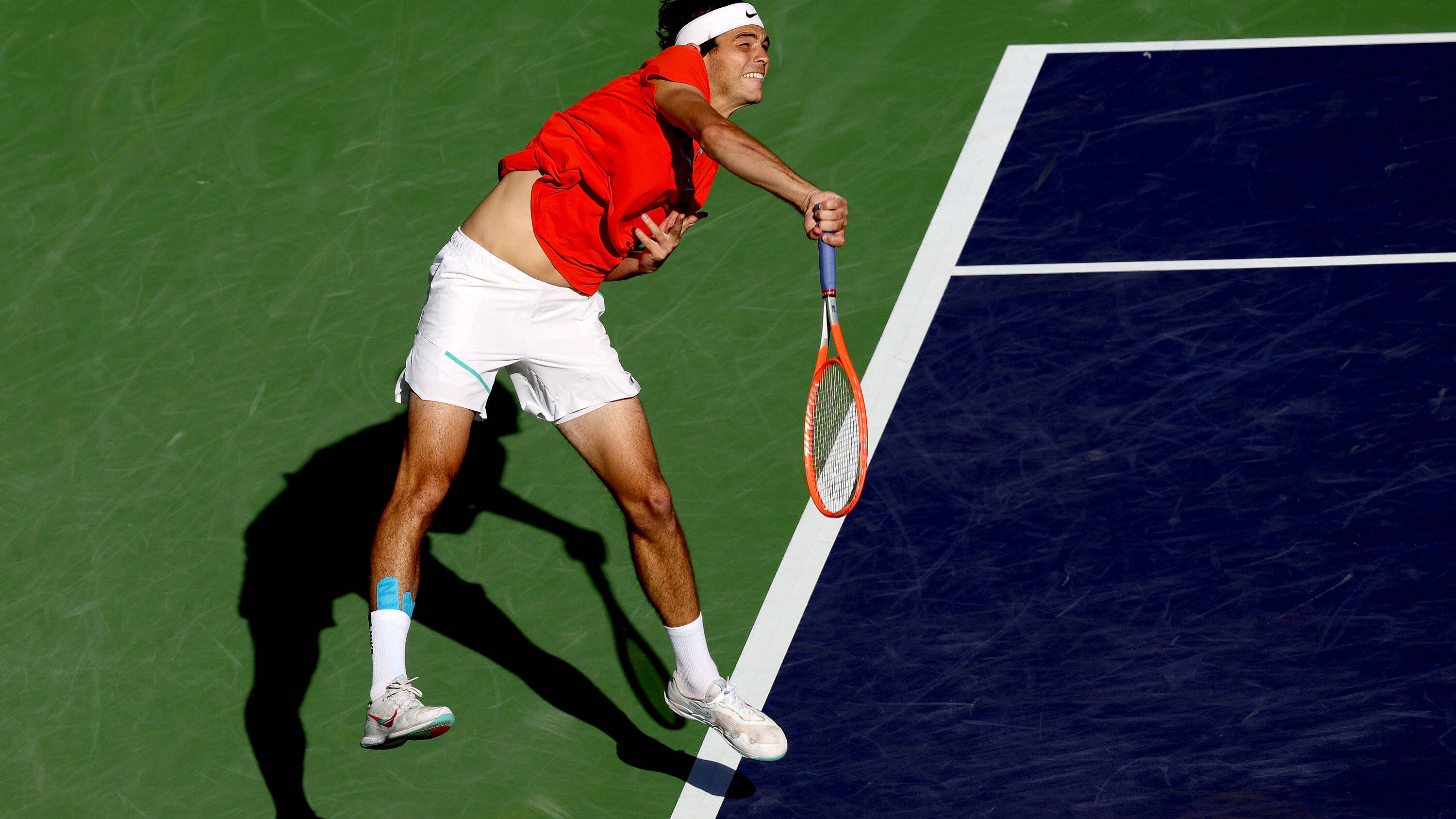 Taylor Fritz, red shirt, white shorts, 2K Desktop Wallpaper