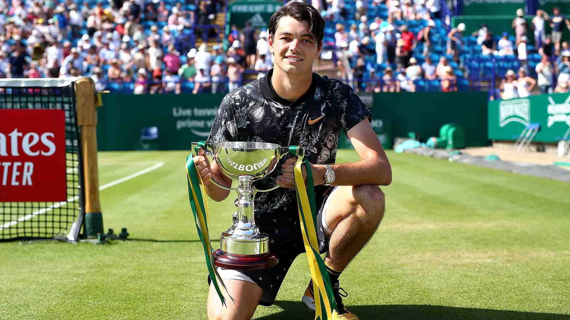 Taylor Fritz, trophy, grass court, Full HD Desktop Wallpaper