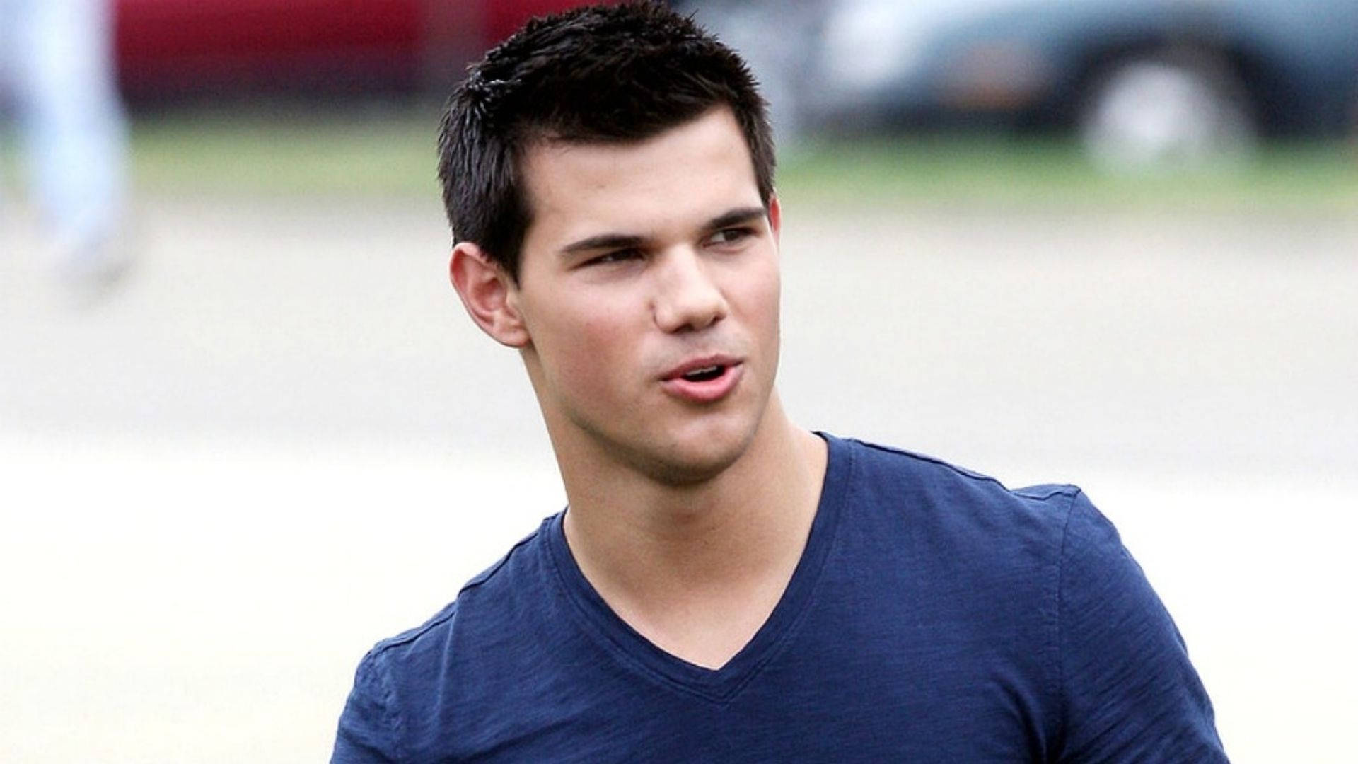 Taylor Lautner, dark hair, blue v-neck shirt, Full HD Desktop Wallpaper