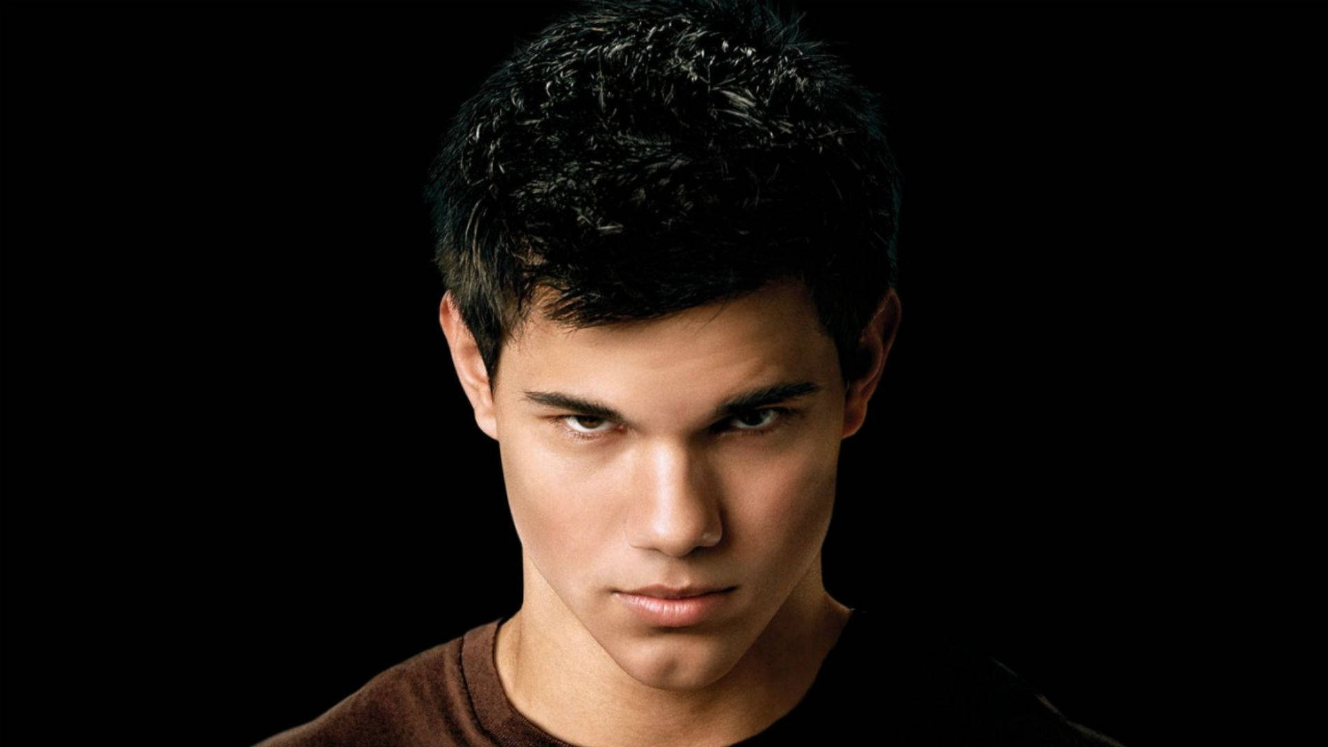 Taylor Lautner, dark tousled hair, brown shirt, Full HD Desktop Wallpaper