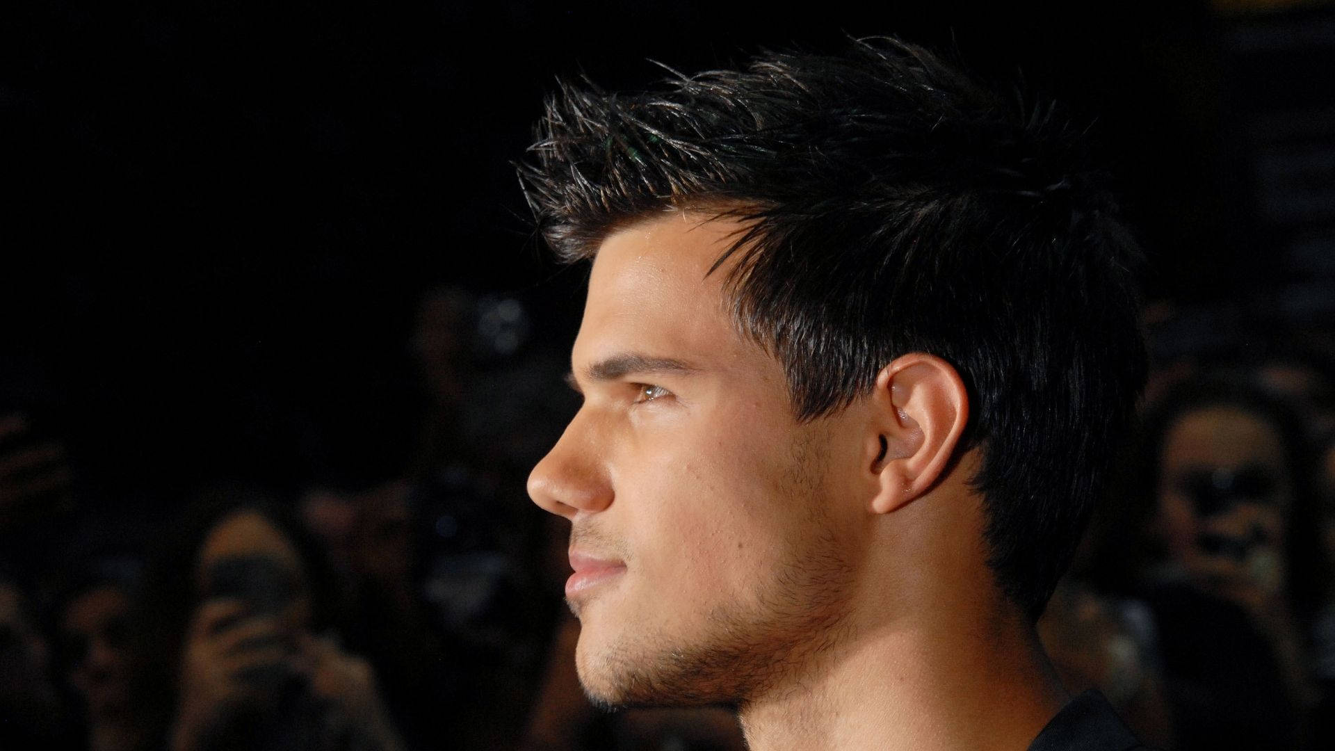Taylor Lautner, dark spiky hair, stubble, Full HD Desktop Wallpaper