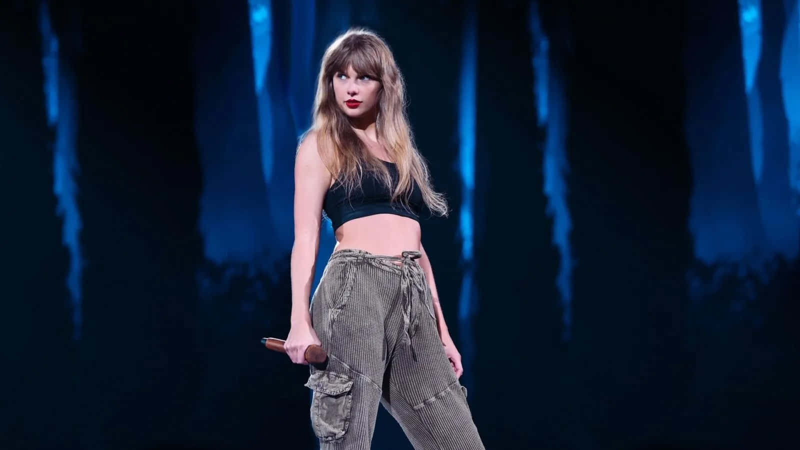 Taylor Swift, black crop top, corduroy pants, HD Desktop Wallpaper