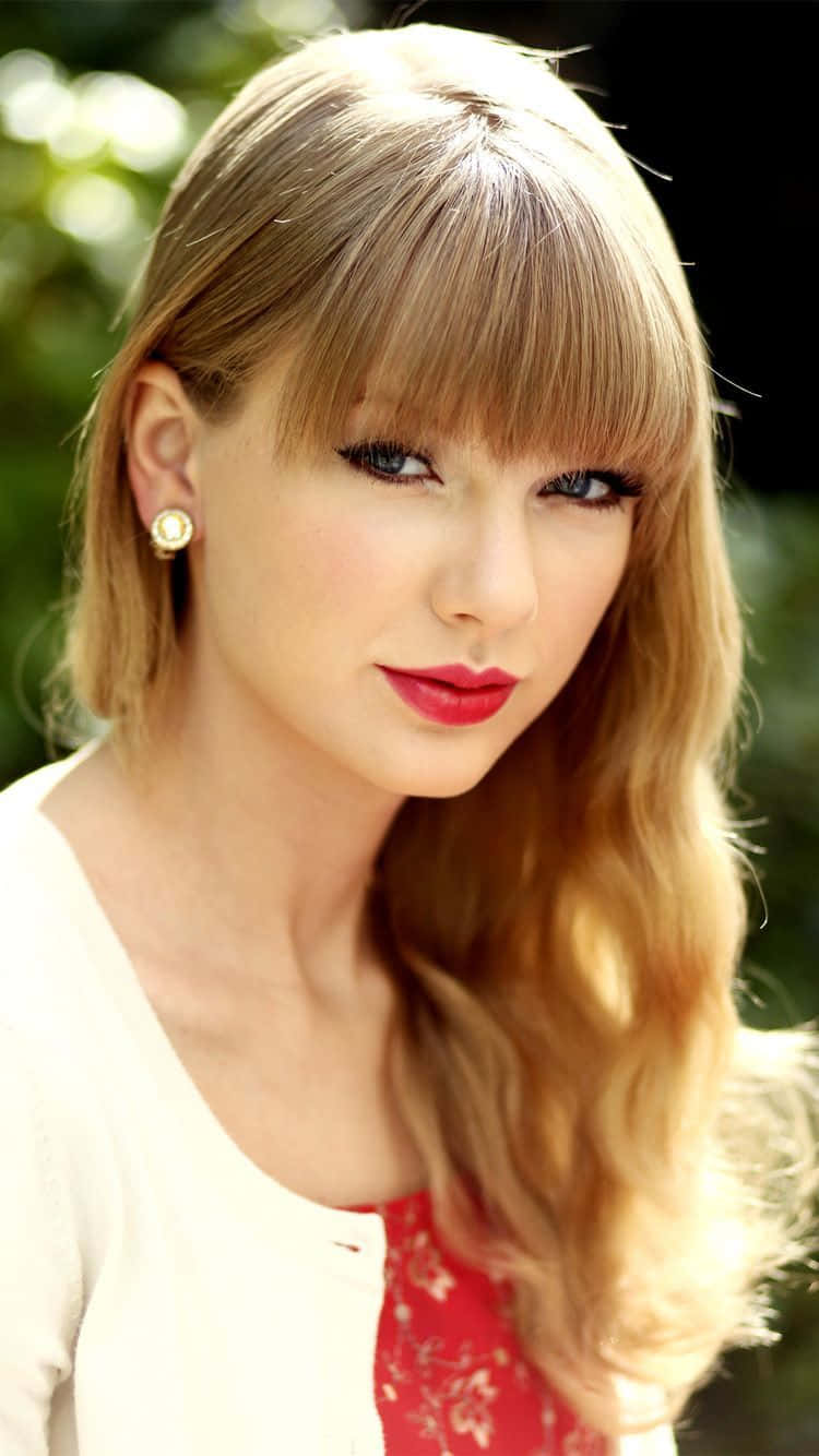 Taylor Swift, iPhone, blonde hair, HD Phone Wallpaper