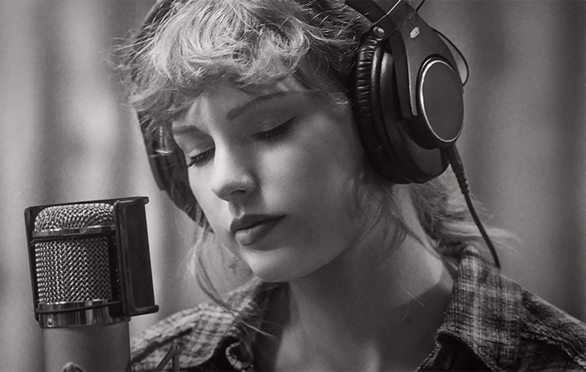 Taylor Swift, Folklore, vintage microphone, Full HD Desktop Wallpaper