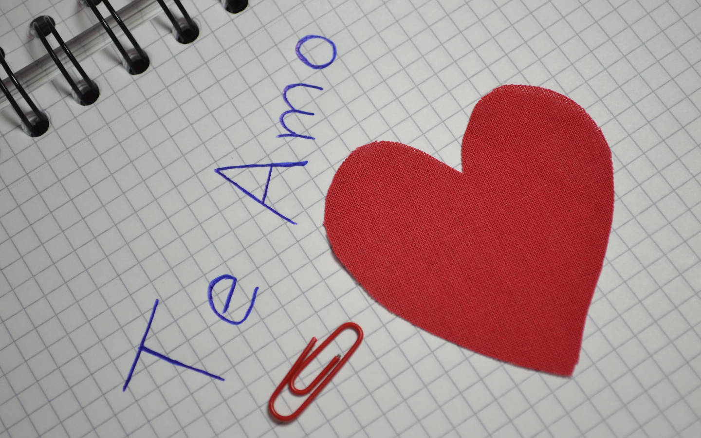 Te Amo, red fabric heart, blue handwritten, HD Desktop Wallpaper