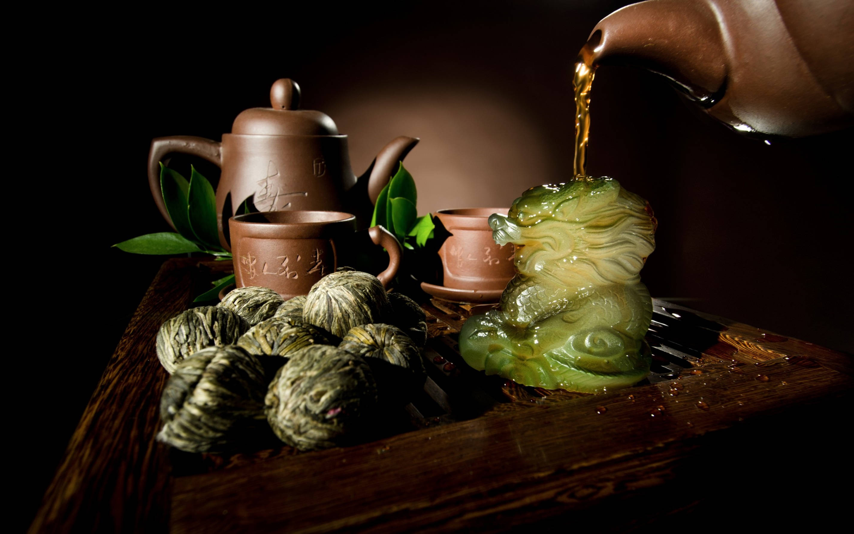 clay pot, jade dragon figurine, rolled tea balls, 2K Desktop Wallpaper