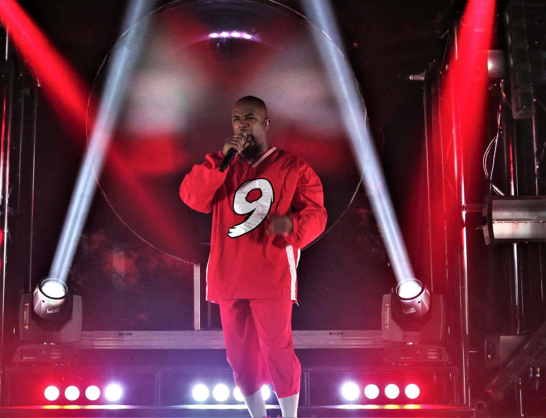 Tech n9ne, red jersey with number nine, dramatic red and white stage lights, HD Desktop Wallpaper