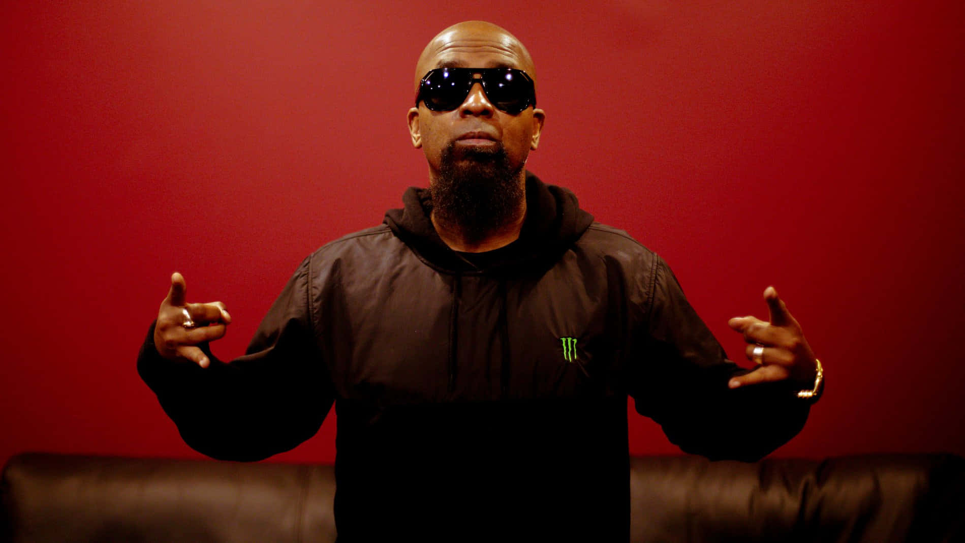 Tech N9ne, red wall, black hoodie, HD Desktop Wallpaper
