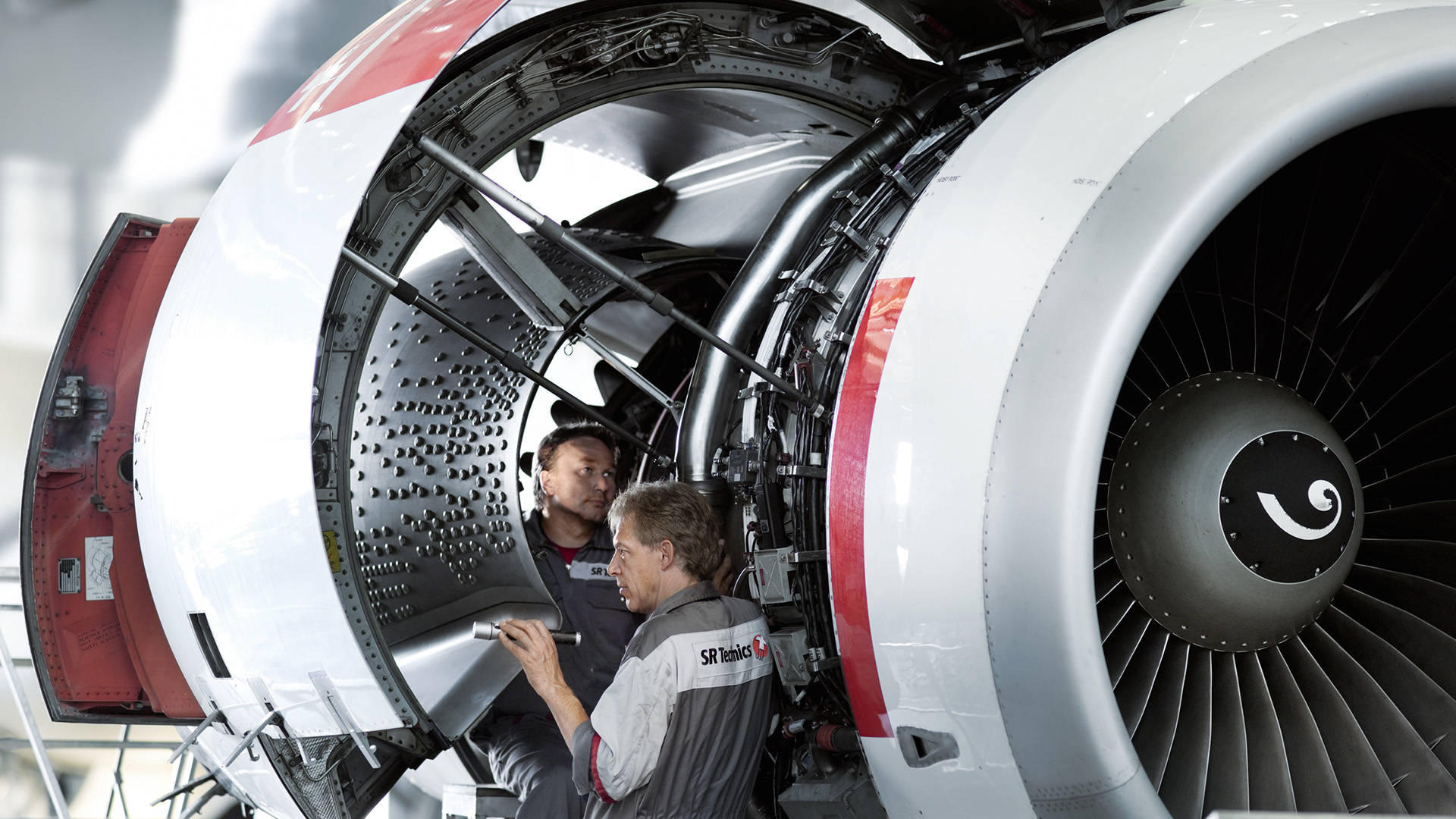 Aircraft Maintenance Engineering Technicians, gray uniforms, large jet engine, Full HD Desktop Wallpaper