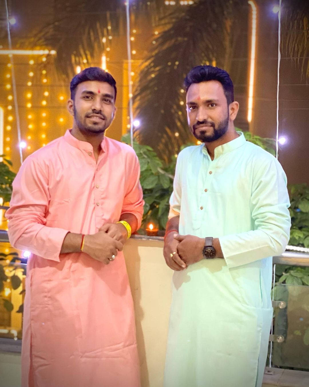 Techno Gamerz, kurta outfits, glowing string lights, HD Phone Wallpaper