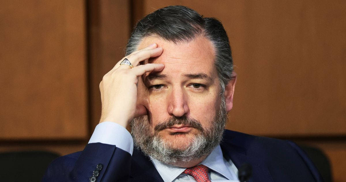 Ted Cruz, suit, wooden panel background, SD Desktop Wallpaper