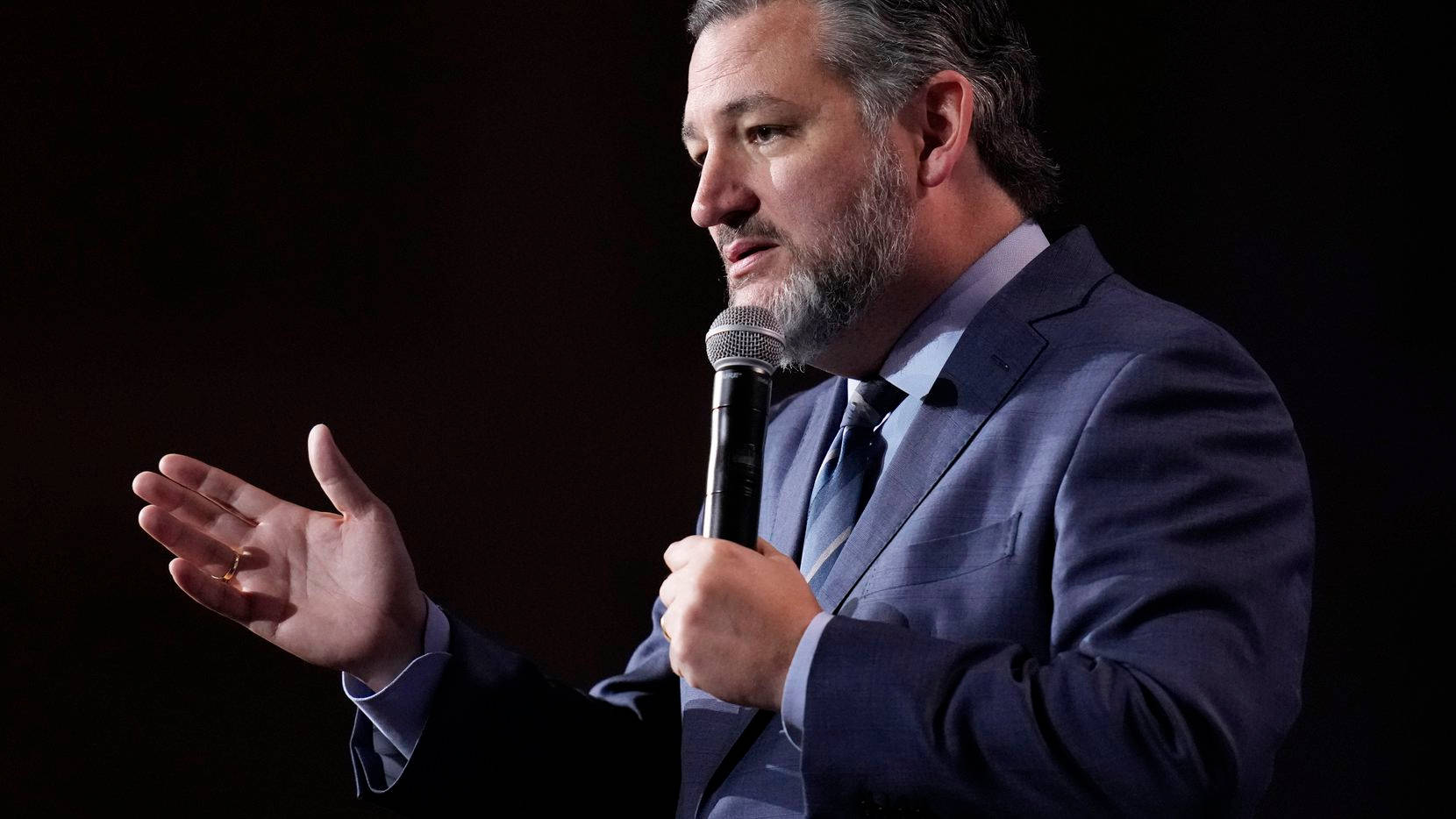 Ted Cruz, dark suit, microphone, HD Desktop Wallpaper