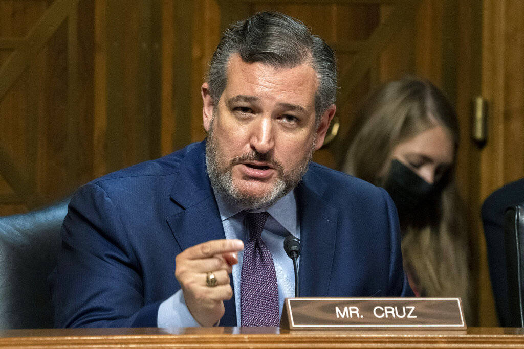 Ted Cruz, blue suit, patterned tie, SD Desktop Wallpaper