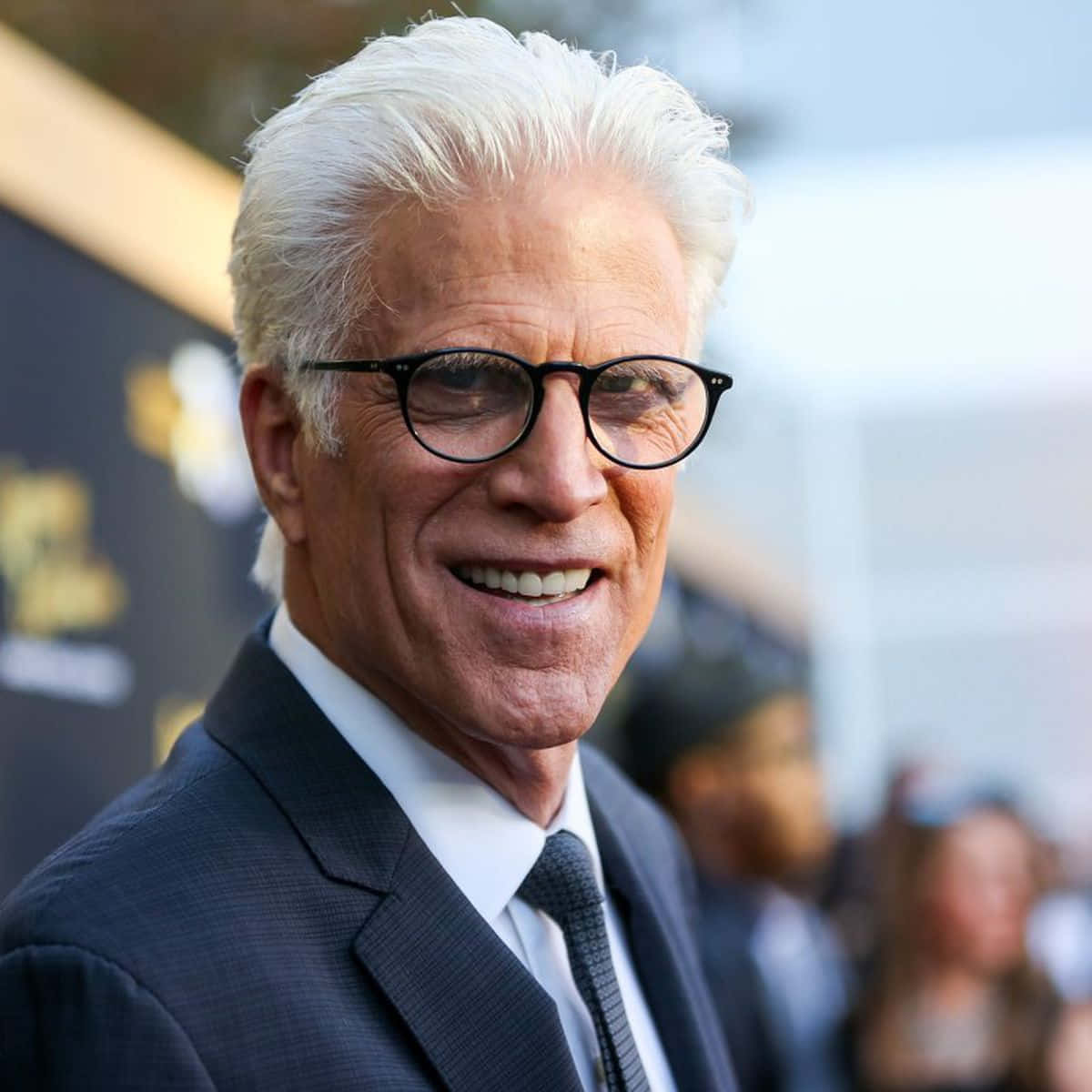 Ted Danson, white hair, black-rimmed glasses, SD Desktop Wallpaper