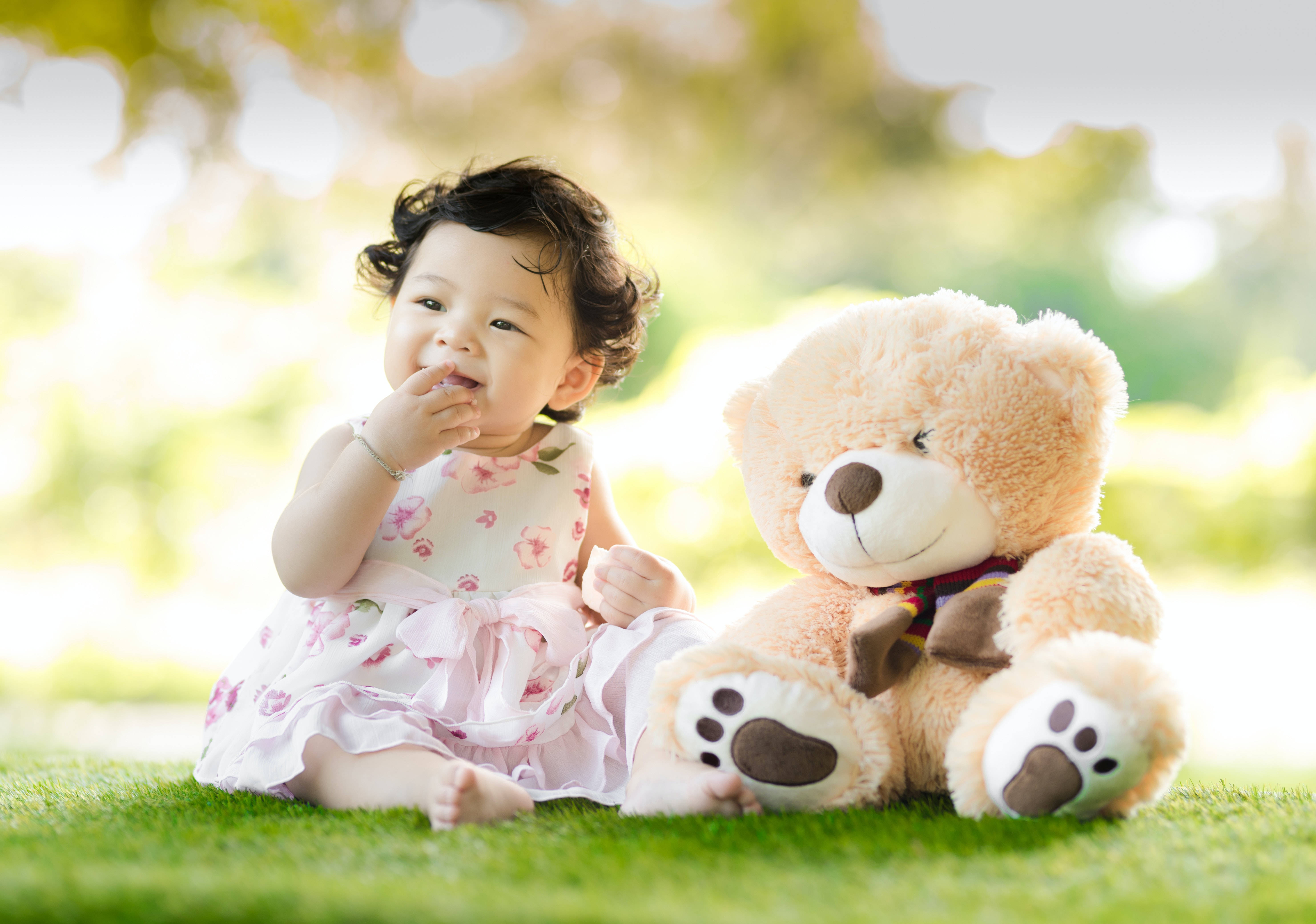 toddler cute girl, floral dress, large teddy bear, 5K Desktop Wallpaper