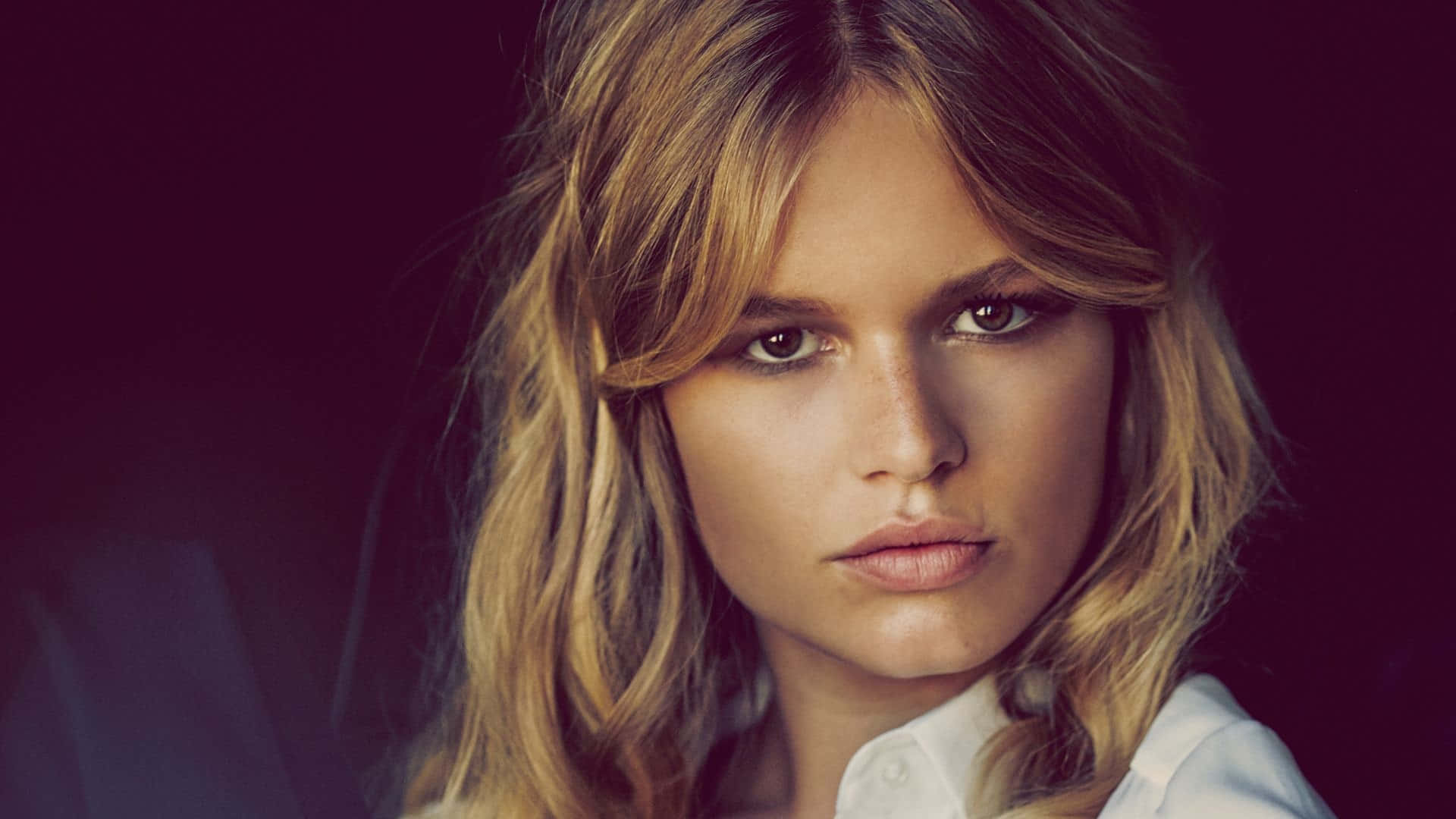 teen girl model, supermodel, tousled blonde hair, Full HD Desktop Wallpaper