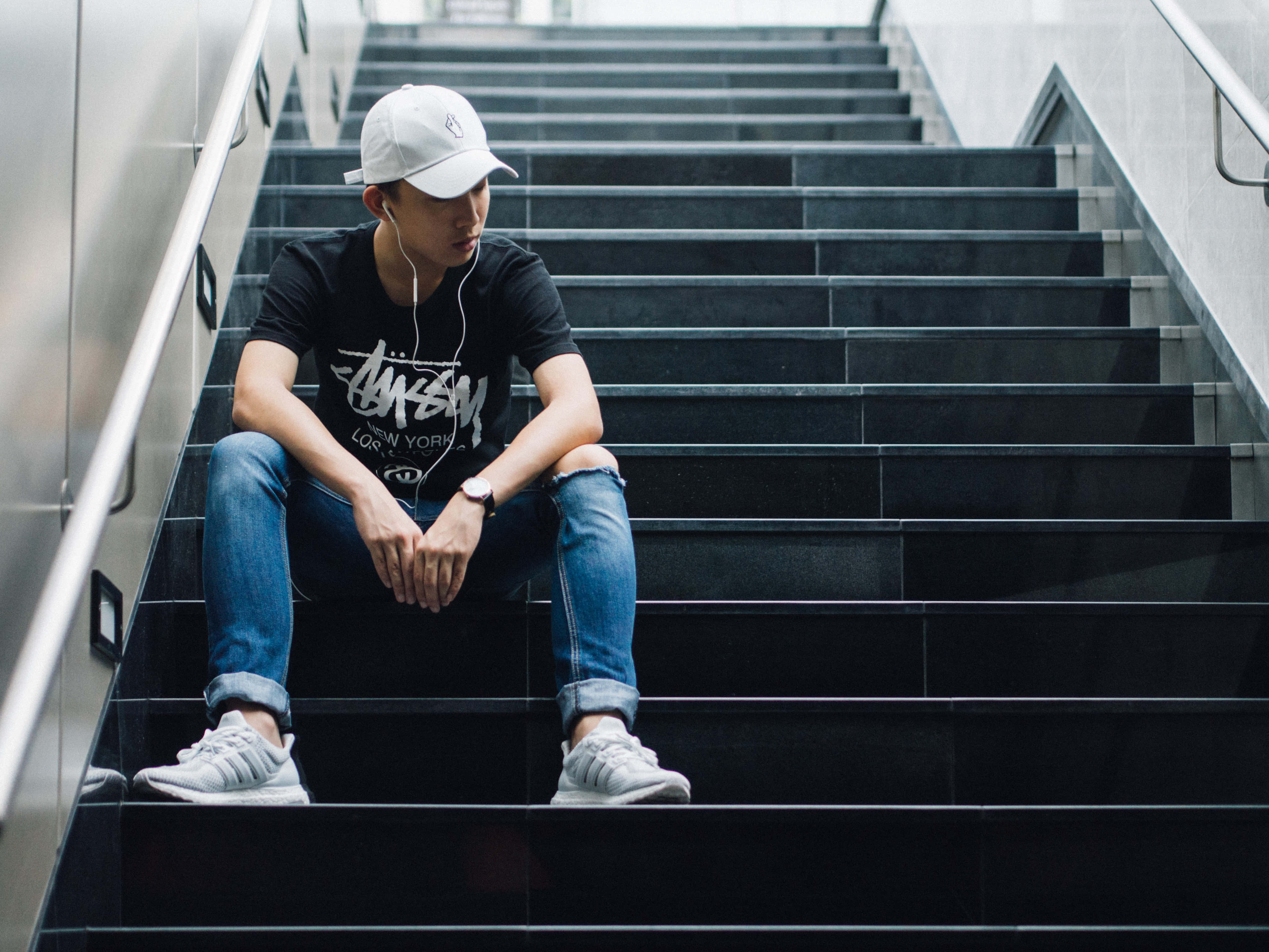 white cap, black tshirt, dark subway stairs, 4K Desktop Wallpaper