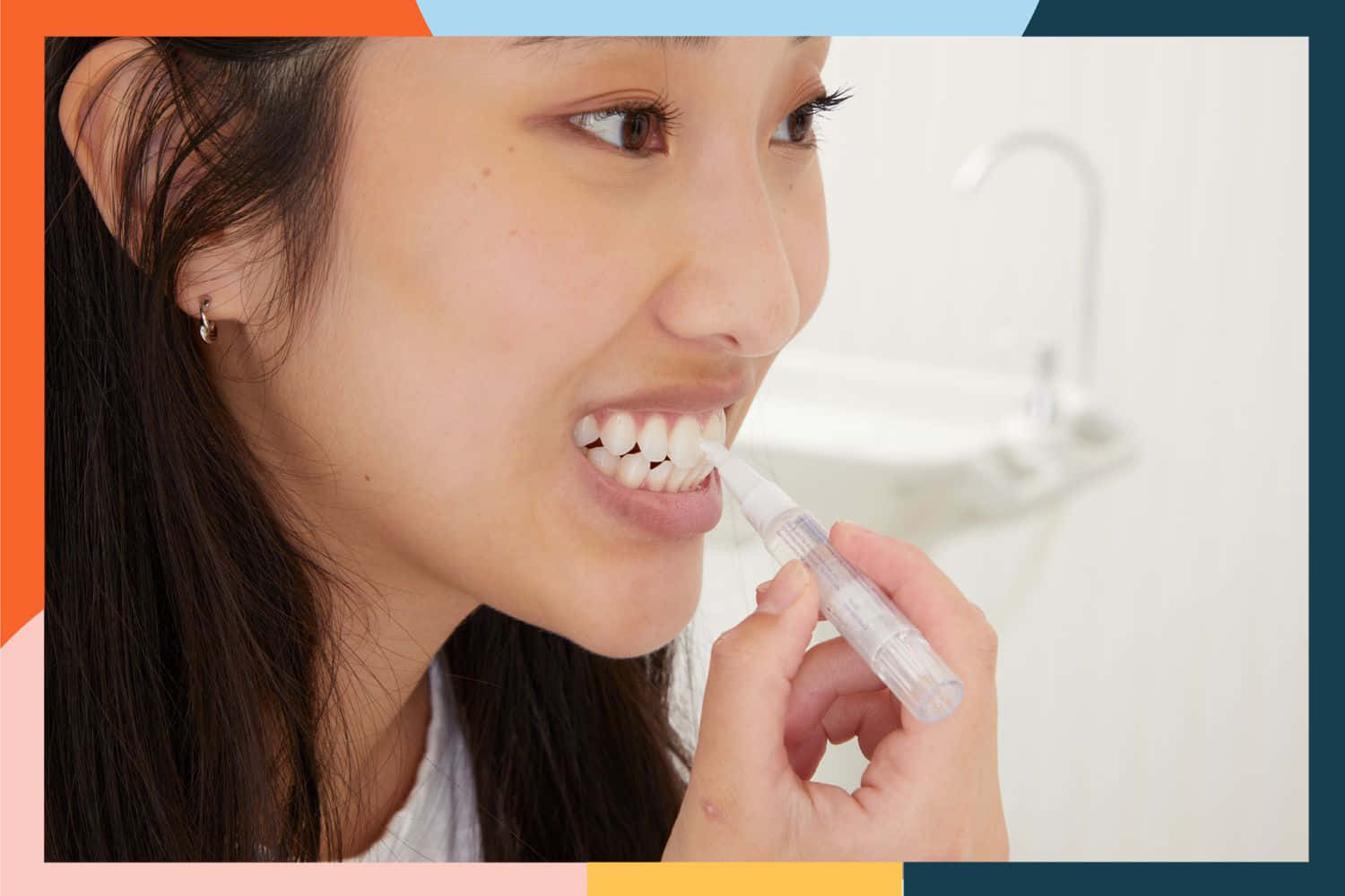 Teeth Whitening, clear electric toothbrush, bright bathroom, HD Desktop Wallpaper