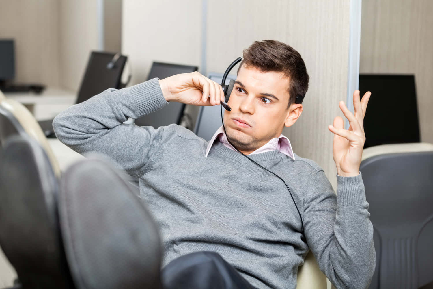 Telemarketing, gray sweater, headset, HD Desktop Wallpaper