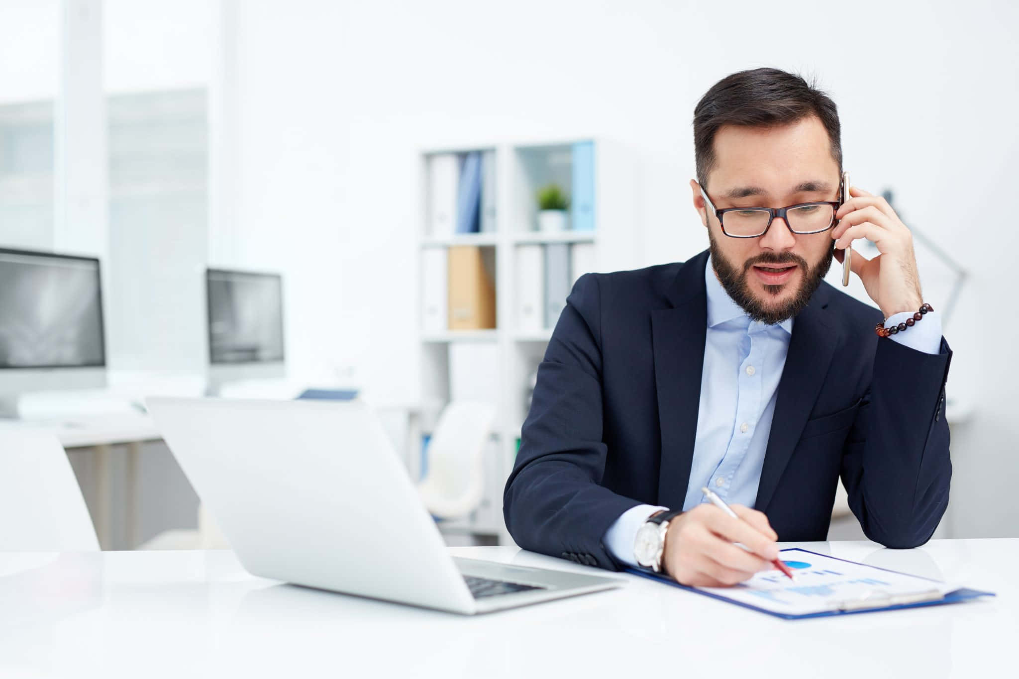 Telemarketing, businessman, suit, Full HD Desktop Wallpaper