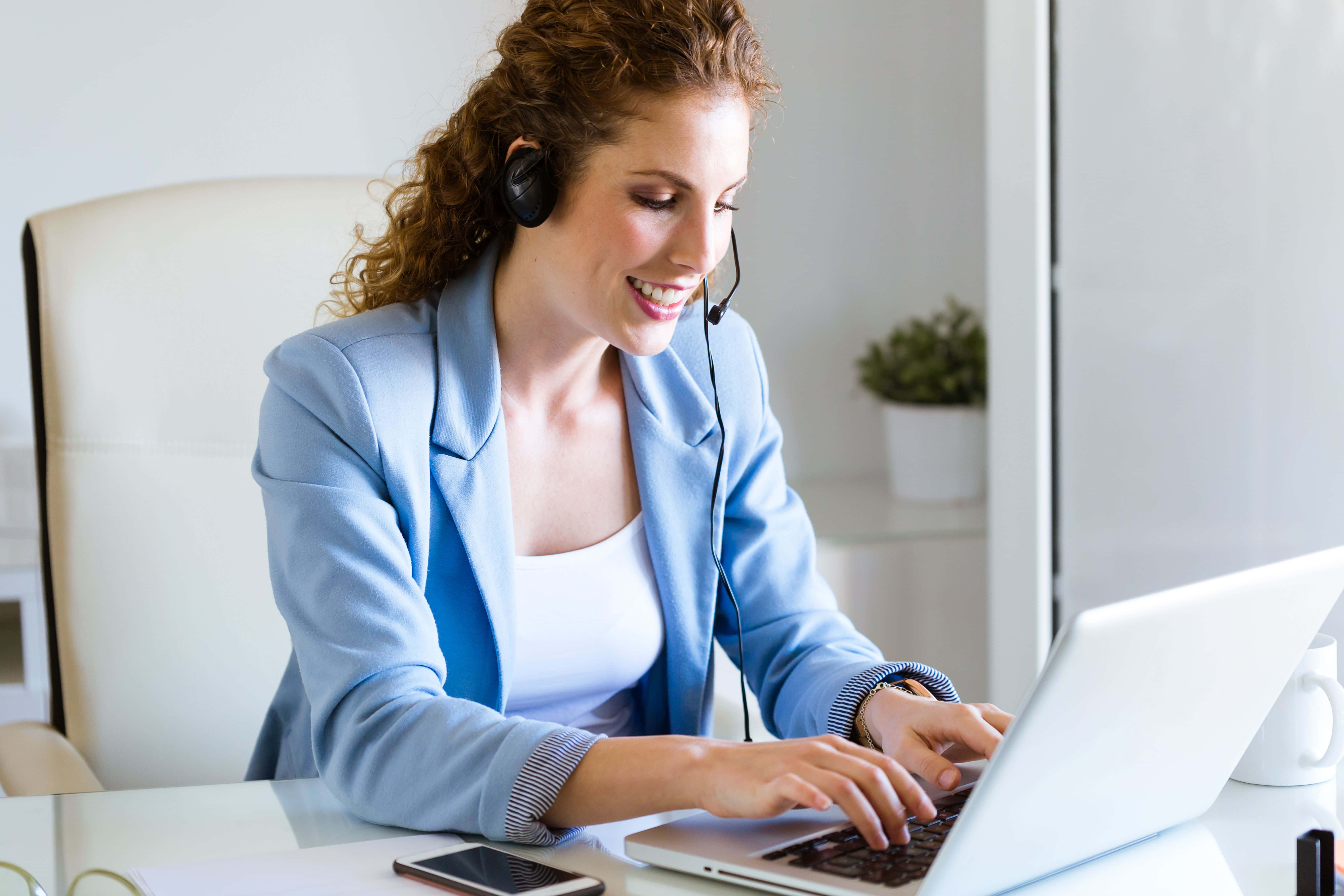 Telemarketing, blue blazer, laptop, 5K Desktop Wallpaper
